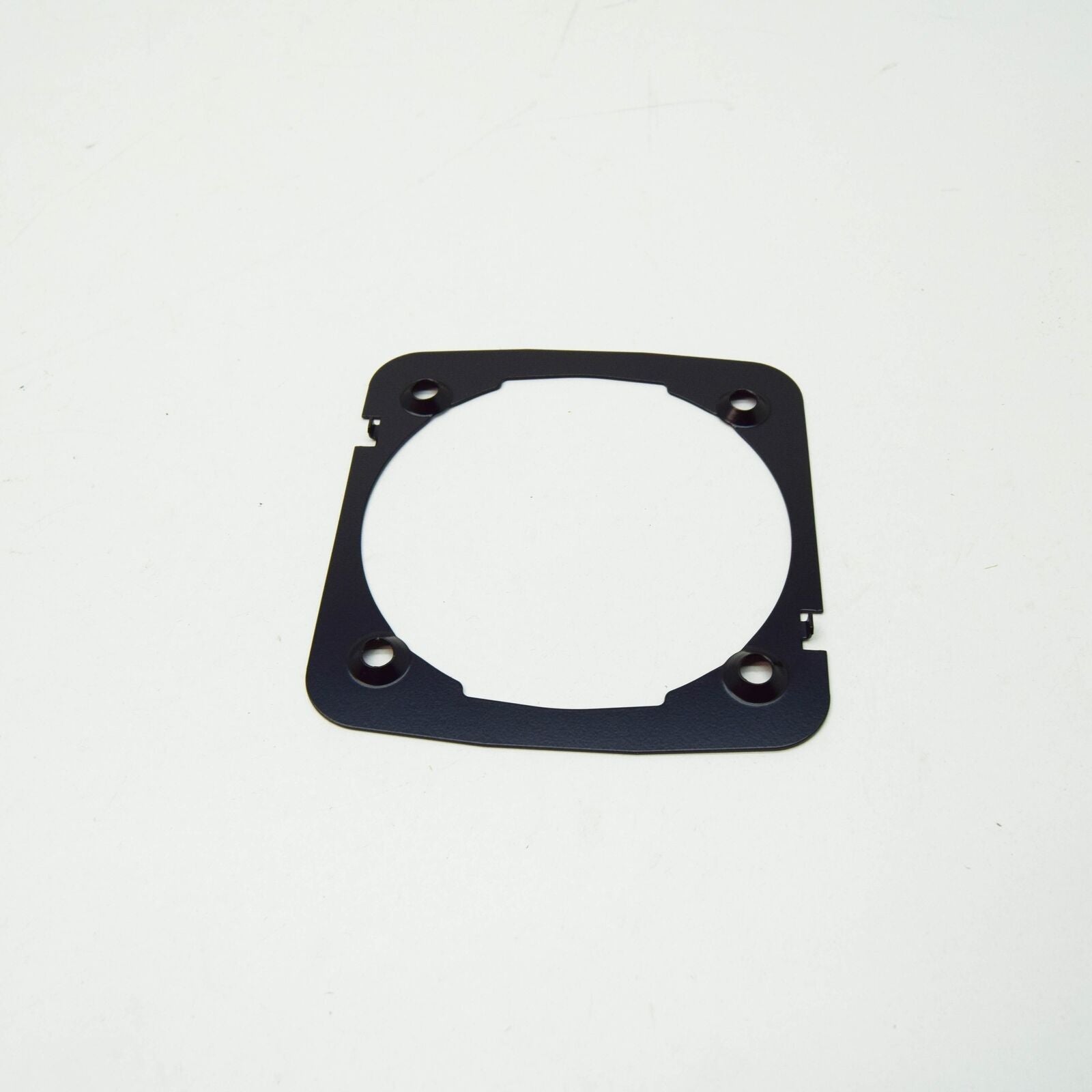 NEW MERCEDES-BENZ GLC C253 RIGHT BOTTOM CARRIER SUPPORT A2058850700 ORIGINAL