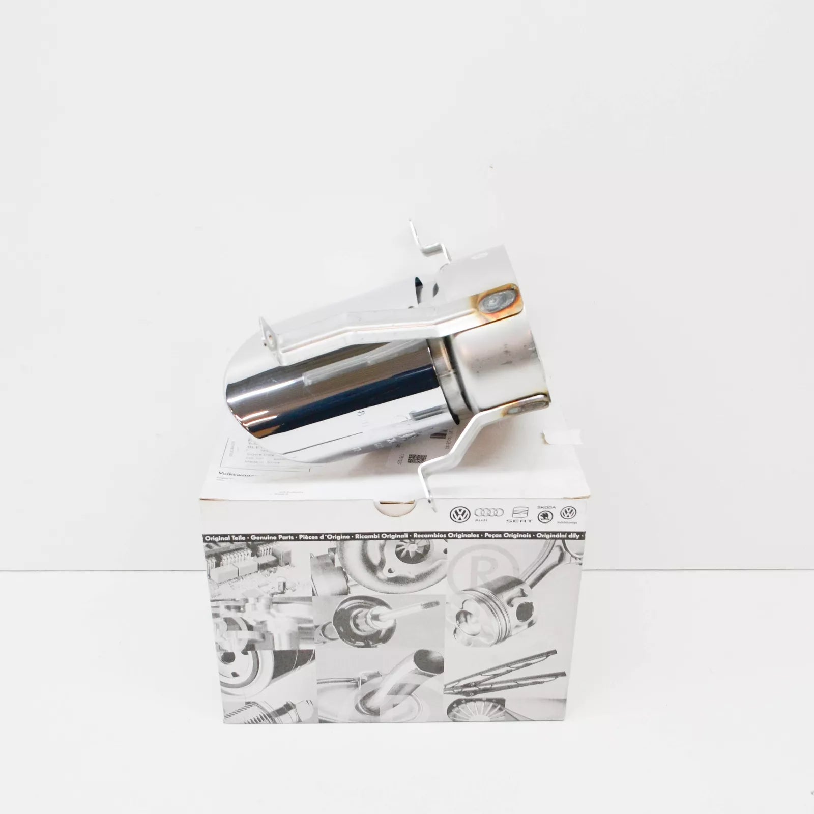 NEW AUDI TTRS 8J REAR LEFT CHROME EXHAUST TAIL PIPE TRIM 8J0253683C ORIGINAL