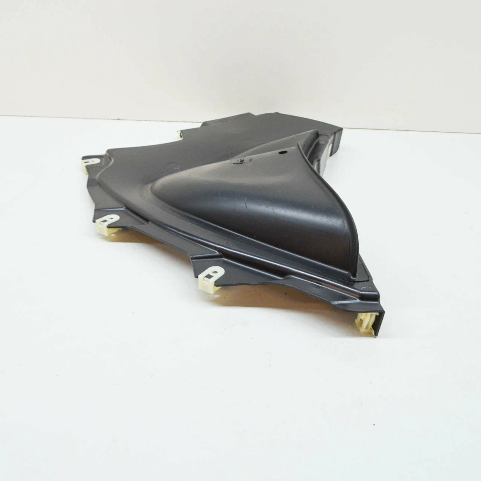 NEW BMW 3 G20 FRONT RIGHT FENDER LINER BOTTOM FRONT COVER 51757340862 ORIGINAL
