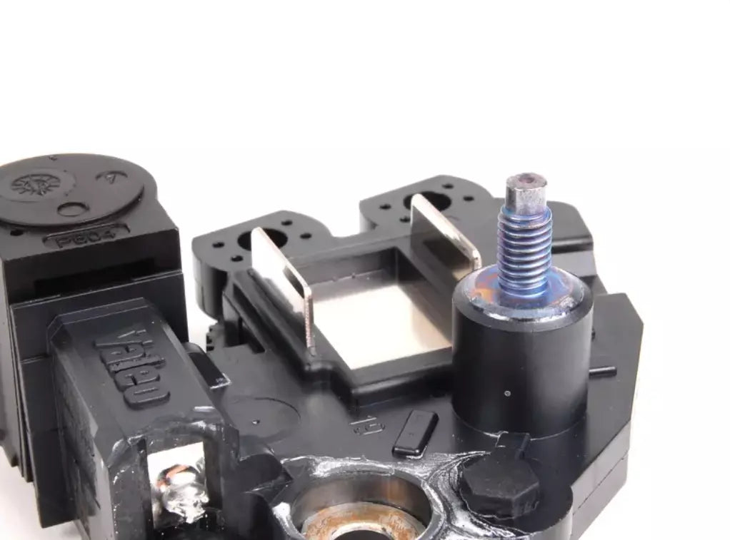 NEW BMW 6 CABRIO E64 VOLTAGE REGULATOR 12318510090 8510090 ORIGINAL