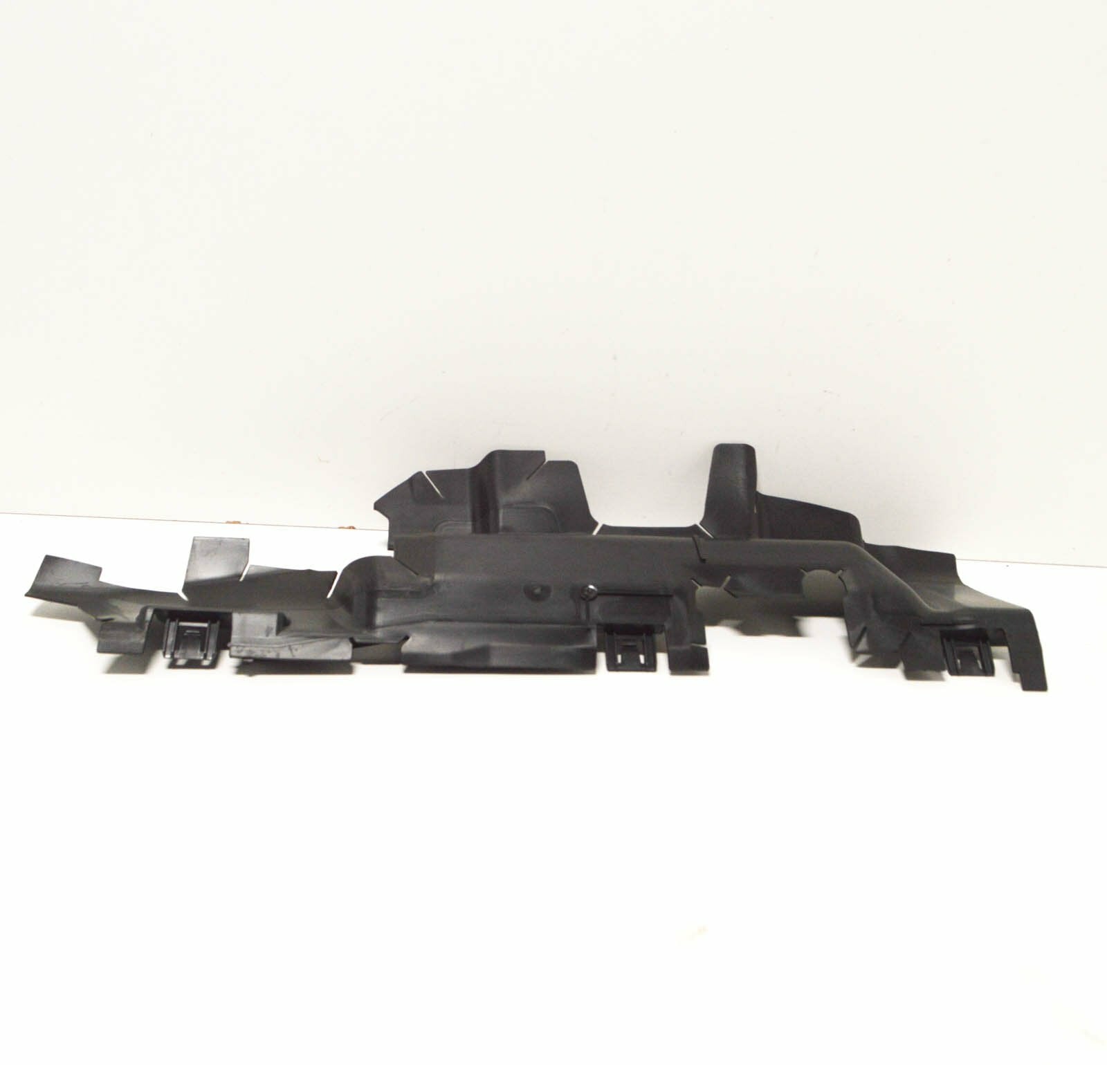 NEW VOLKSWAGEN ATLAS R-LINE RADIATOR SUPPORT BAFFLE RIGHT 3CN121283T ORIGINAL