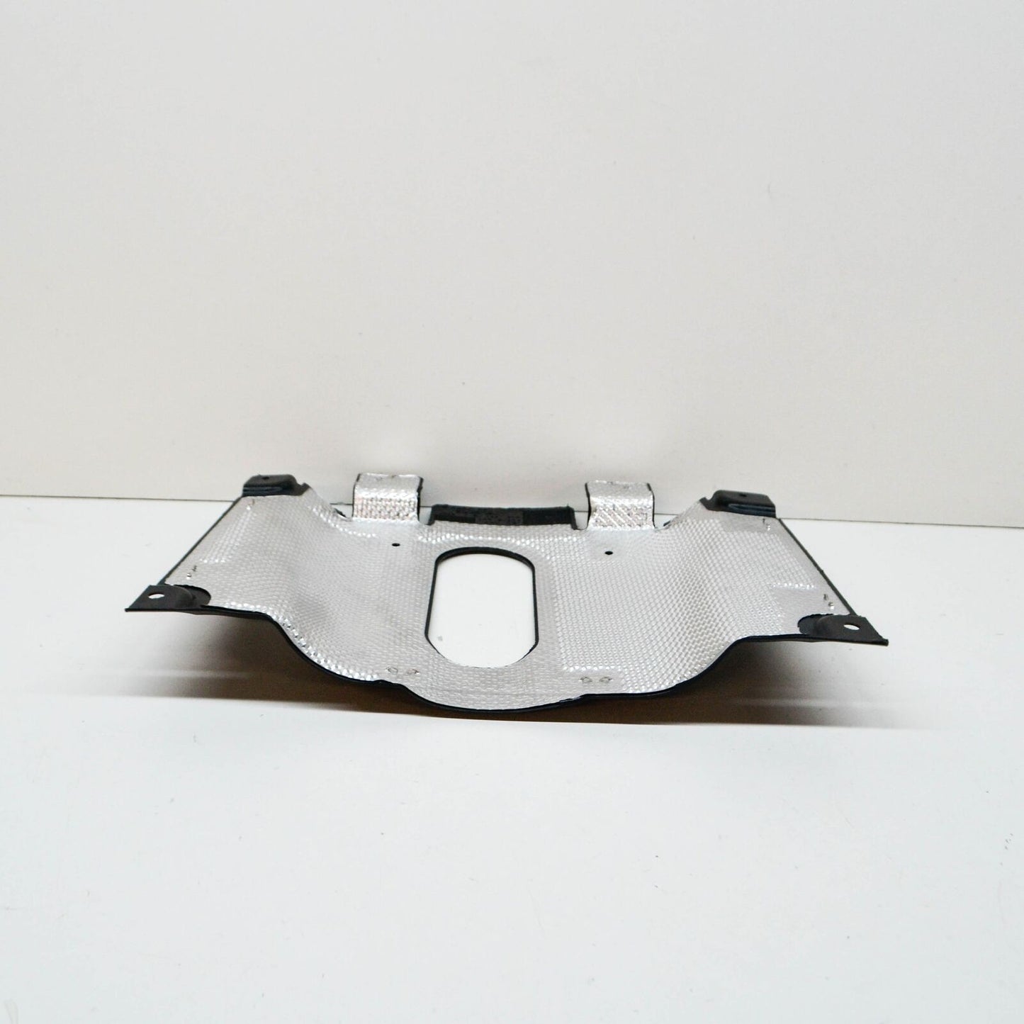 NEW MERCEDES-BENZ GLC X253 CENTER FLOOR PAN SPLASH SHIELD A2536803506 ORIGINAL