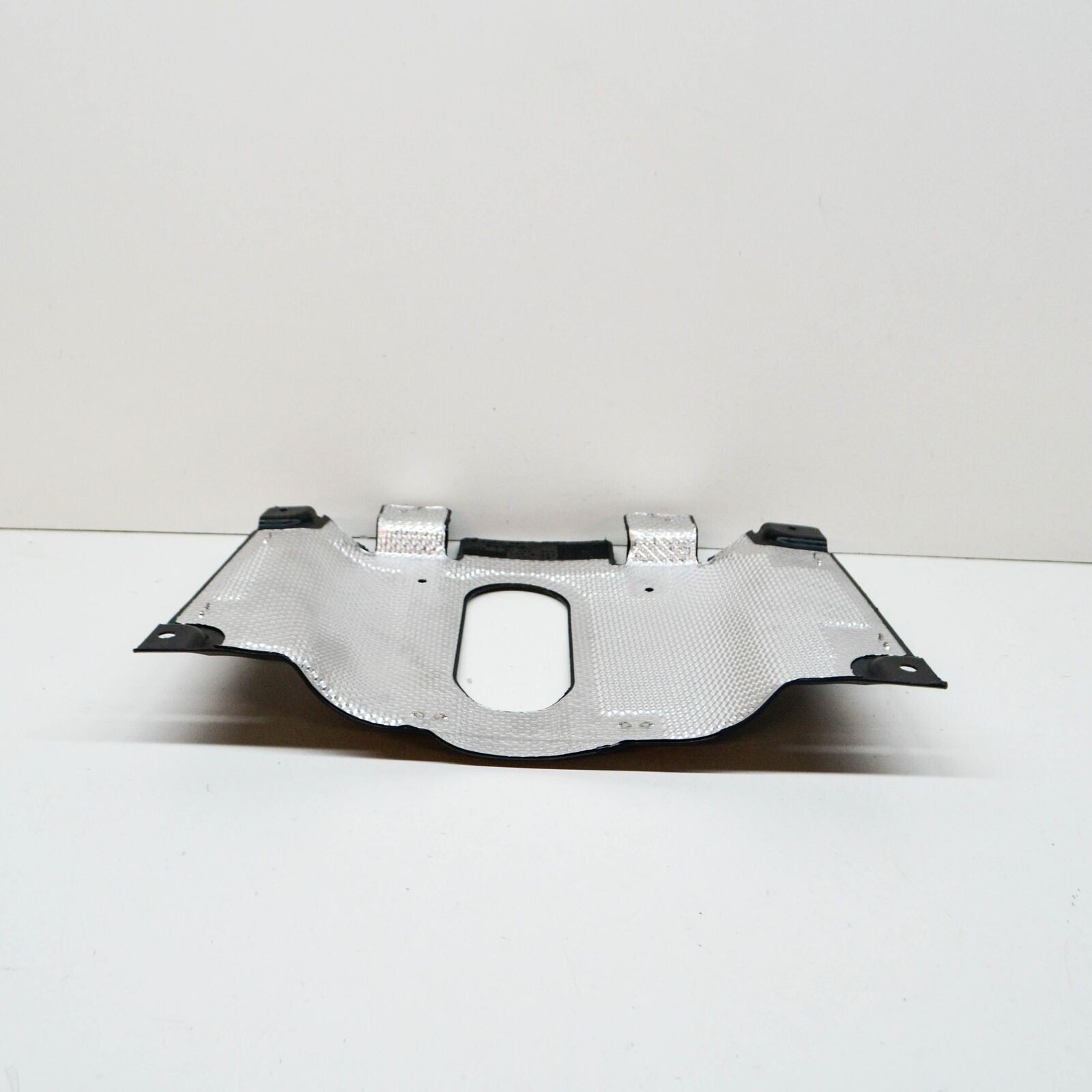 NEW MERCEDES-BENZ GLC X253 CENTER FLOOR PAN SPLASH SHIELD A2536803506 ORIGINAL