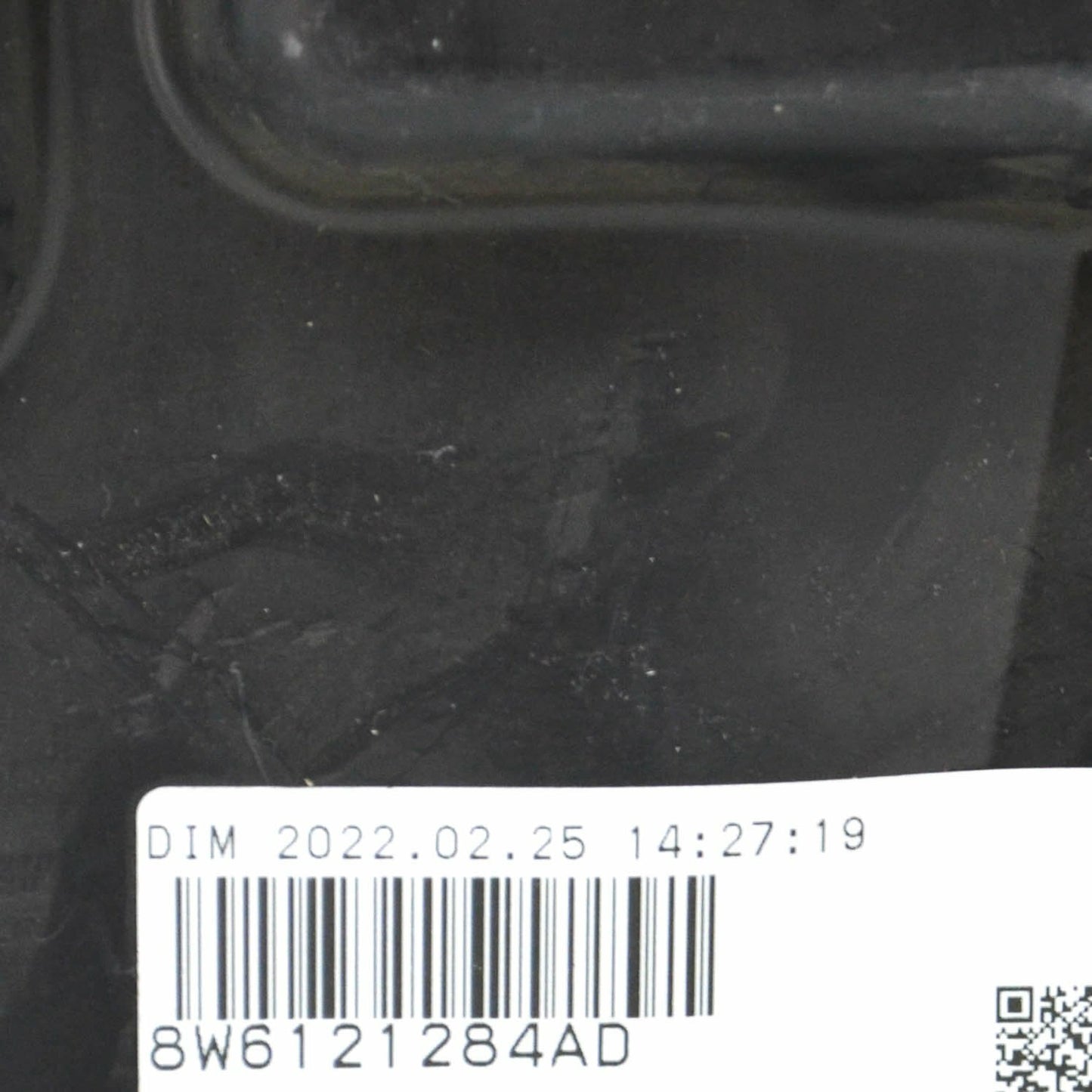 NEW AUDI A5 RS5 8W6 RIGHT SIDE AIR DUCT TUBE 8W6121284AD ORIGINAL