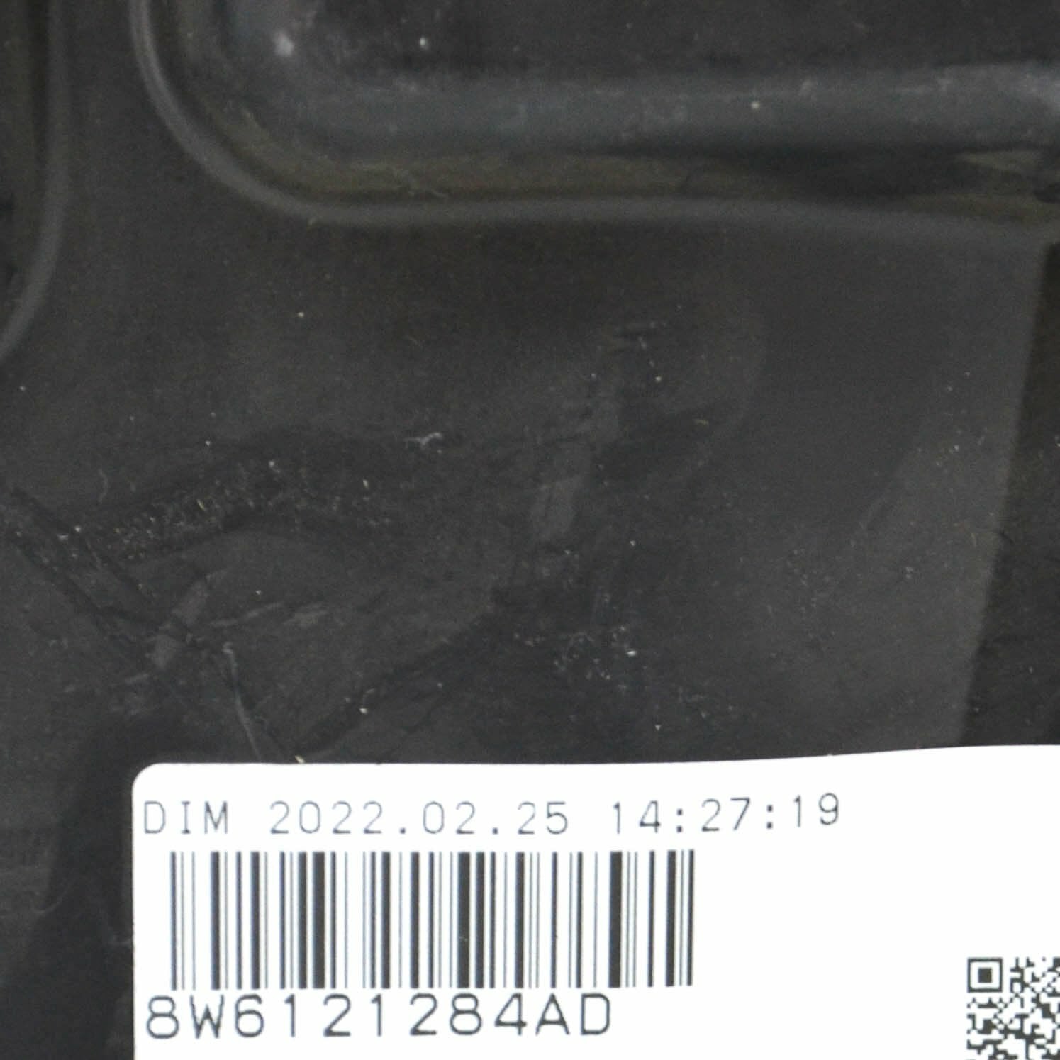 NEW AUDI A5 RS5 8W6 RIGHT SIDE AIR DUCT TUBE 8W6121284AD ORIGINAL