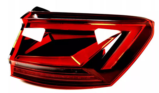 NEW VW TOUAREG CR MK3 REAR OUTER LED RIGHT TAILLIGHT 760945208A ORIGINAL