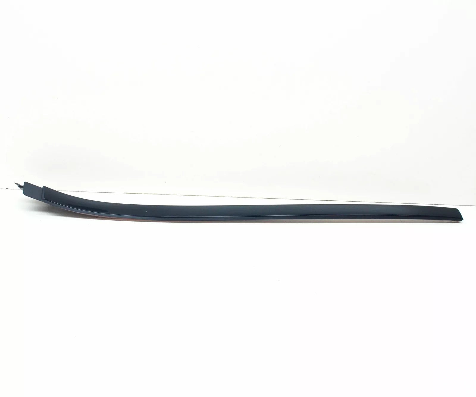 NEW MB E T-MODEL S213 FRONT WINDSHIELD LEFT WATER DEFLECTOR A2136901182 ORIGINAL