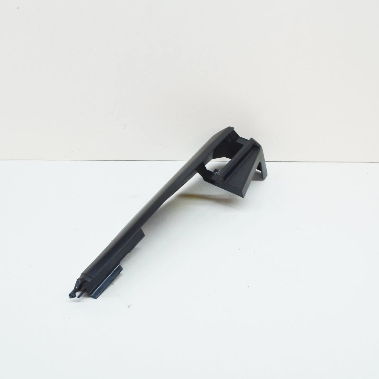 NEW MB M-CLASS W166 SEAT TRACK COVER LEFT A16691905009051 ORIGINAL