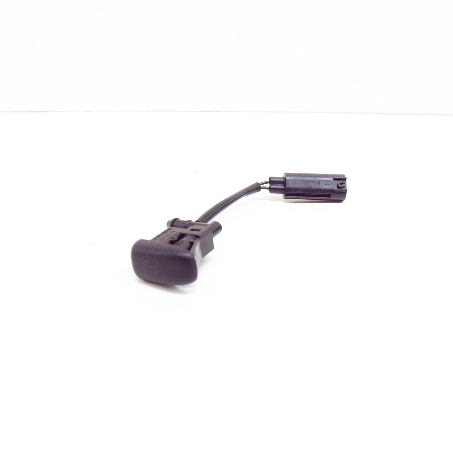 NEW BMW E88 X3 E83 X5 E53 WINDSHIELD WASHER NOZZLE HEATED 61667110851 7110851