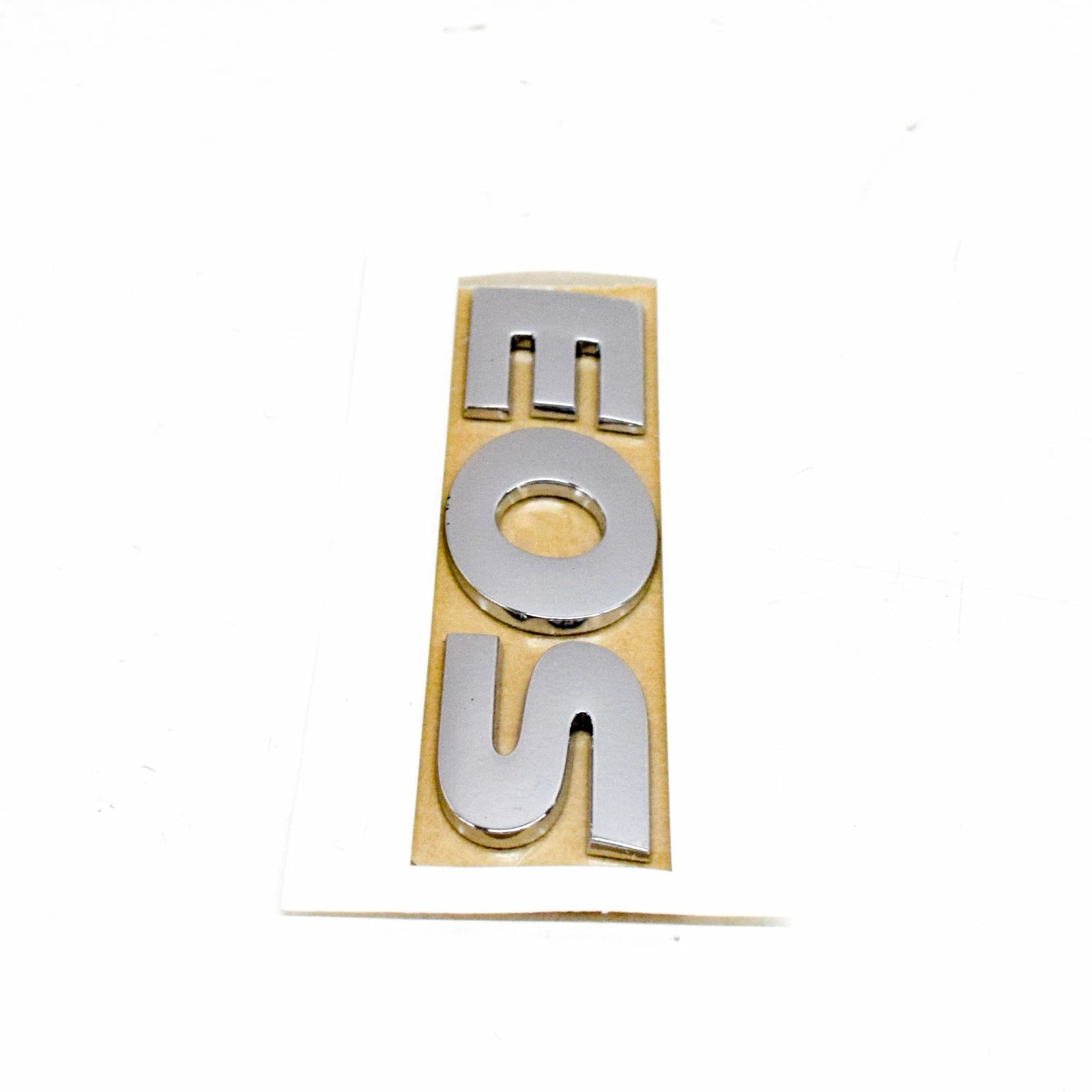 NEW VW EOS HIGH CHROME EOS INSCRIPTION 1Q0853687C739 ORIGINAL