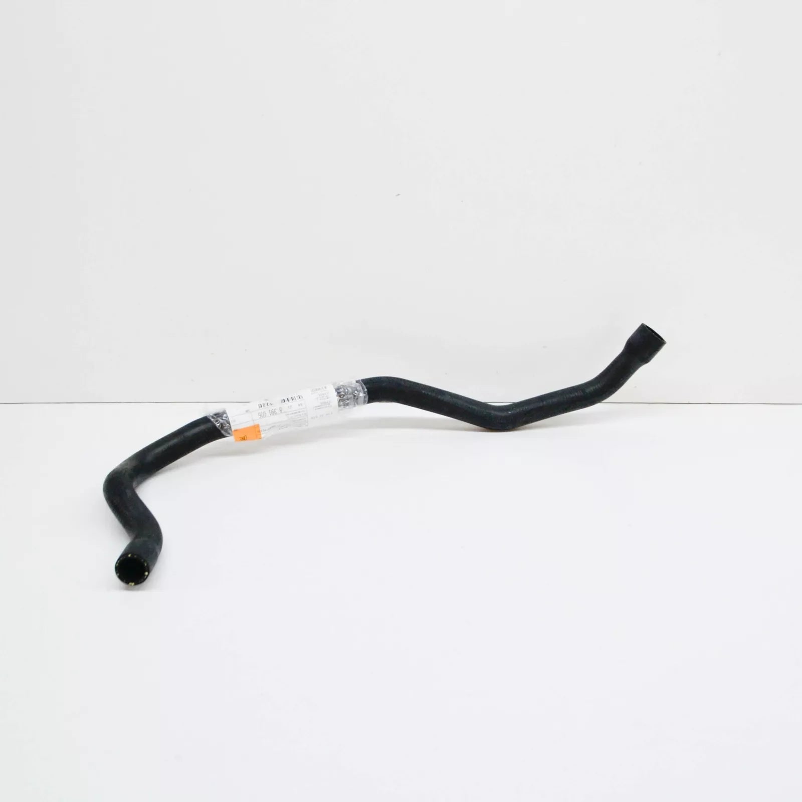 NEW BMW 5 E39 HOSE FOR ENGINE INLET AND HEATER CONTROL 64218391005 ORIGINAL