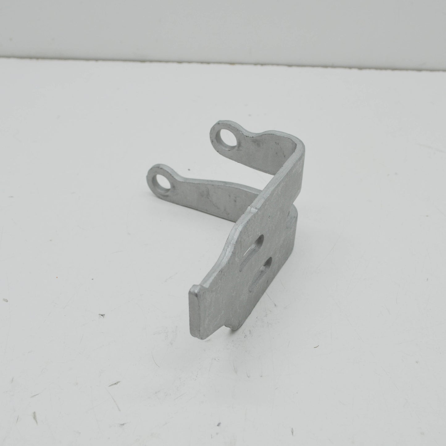 NEW MB VITO W447 EXHAUST SYSTEM TO TRANSMISSION BRACKET A4474910341 ORIGINAL