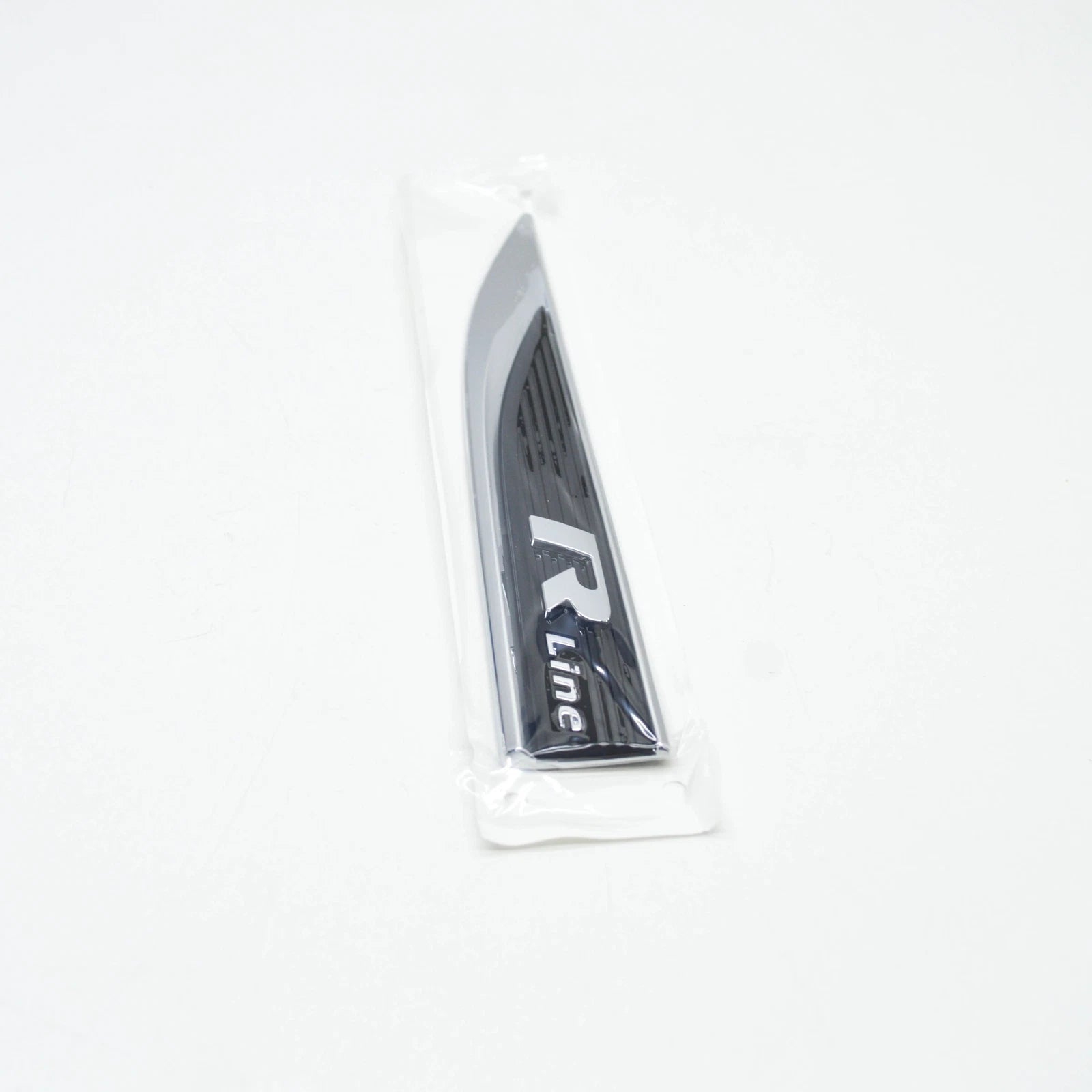 NEW VW JETTA MK7 A7 FRONT WING LEFT MANUFACTURER BADGE 17A853688FDPJ