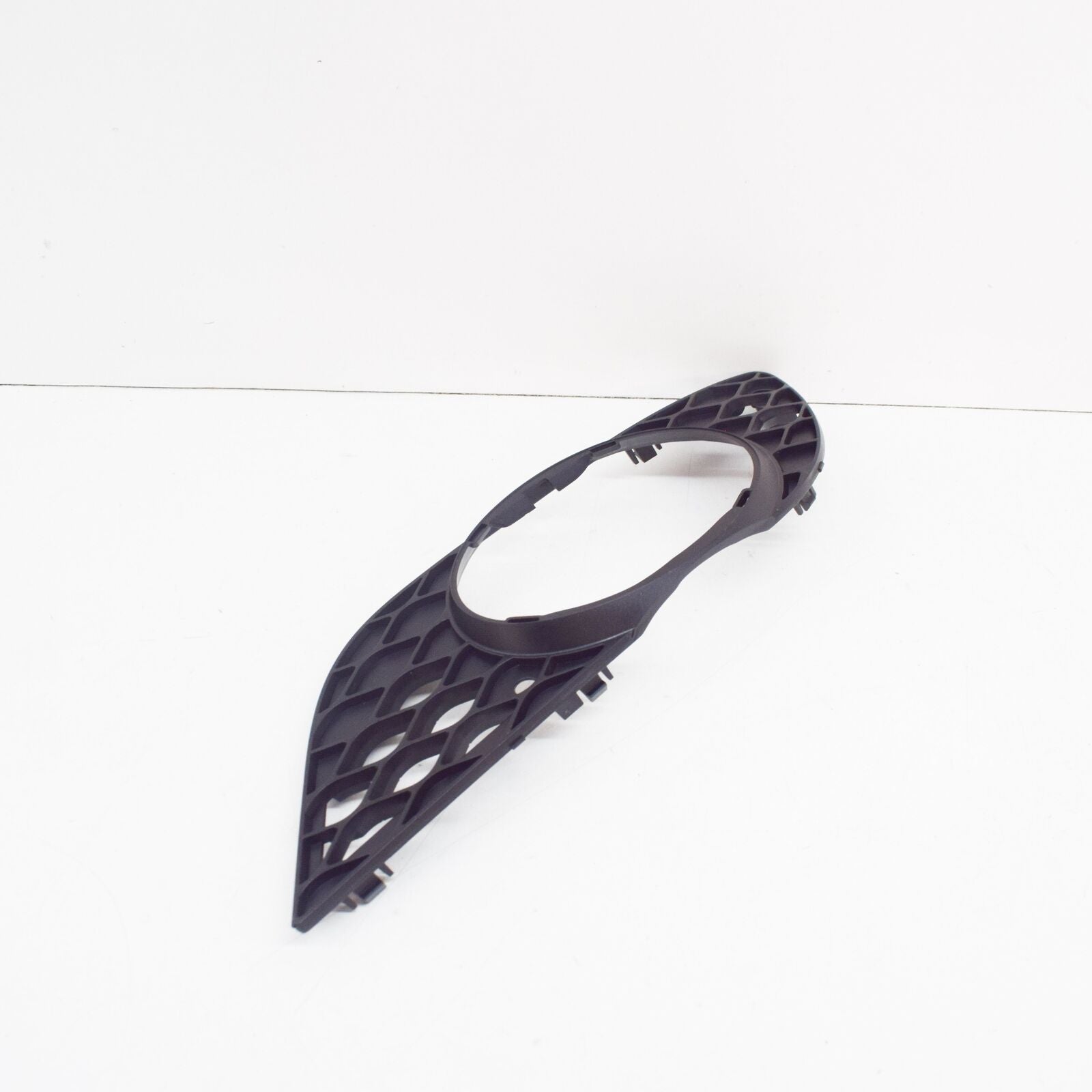 NEW MERCEDES-BENZ E W211 FRONT BUMPER LEFT GRILLE COVER A2118850522 ORIGINAL