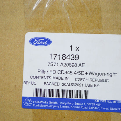 new ford mondeo mk4 front right door b-pillar moulding 1718439 original