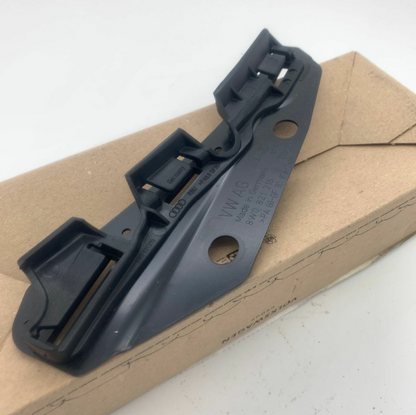 NEW AUDI A4 AVANT B9 FRONT LEFT FENDER MOUNT ADAPTER 8W0821215 ORIGINAL