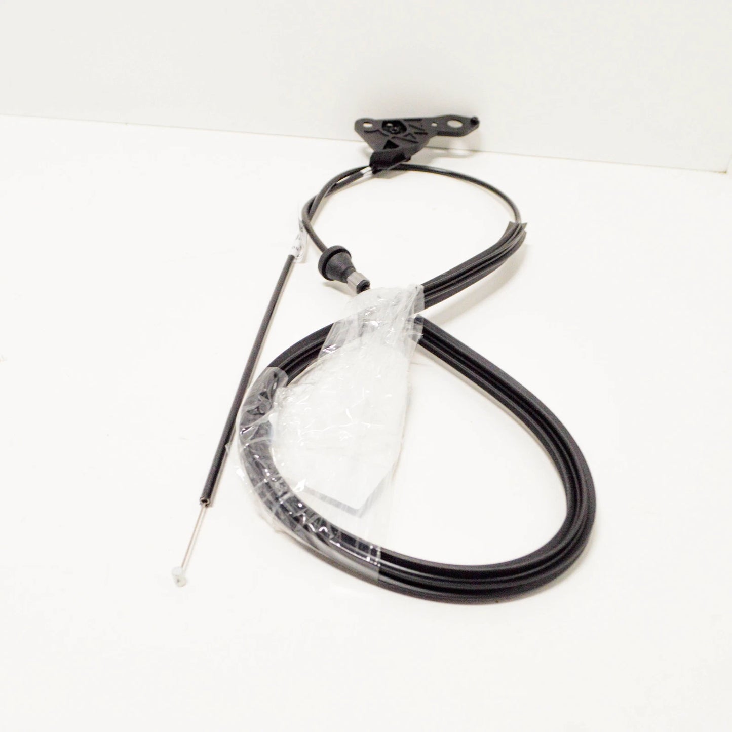 NEW BMW 3 E36 ENGINE HOOD RELEASE CABLE LHD 51231977689 ORIGINAL