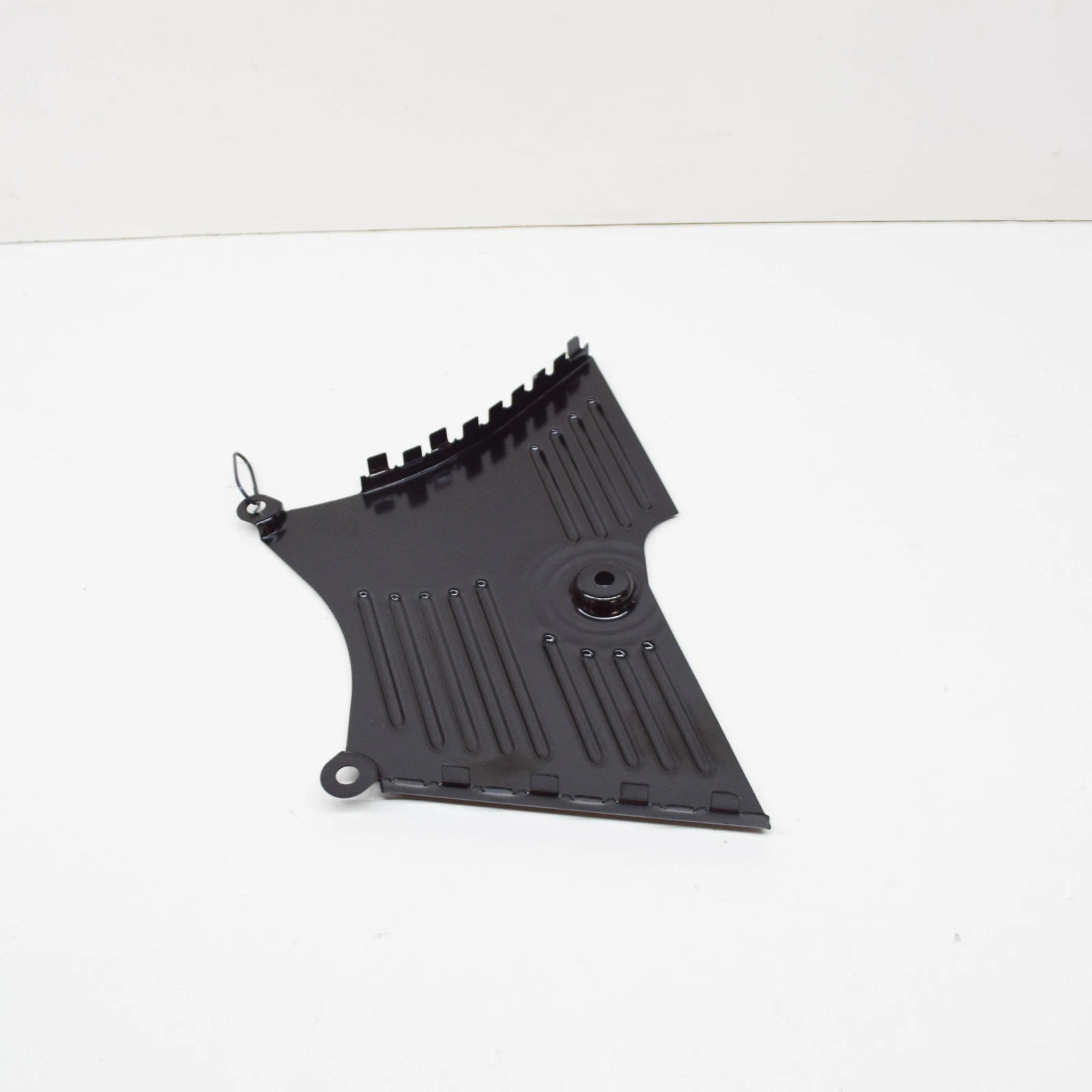 NEW VOLKSWAGEN BEETLE 9C CENTER TOOTHED BELT GUARD 038109147