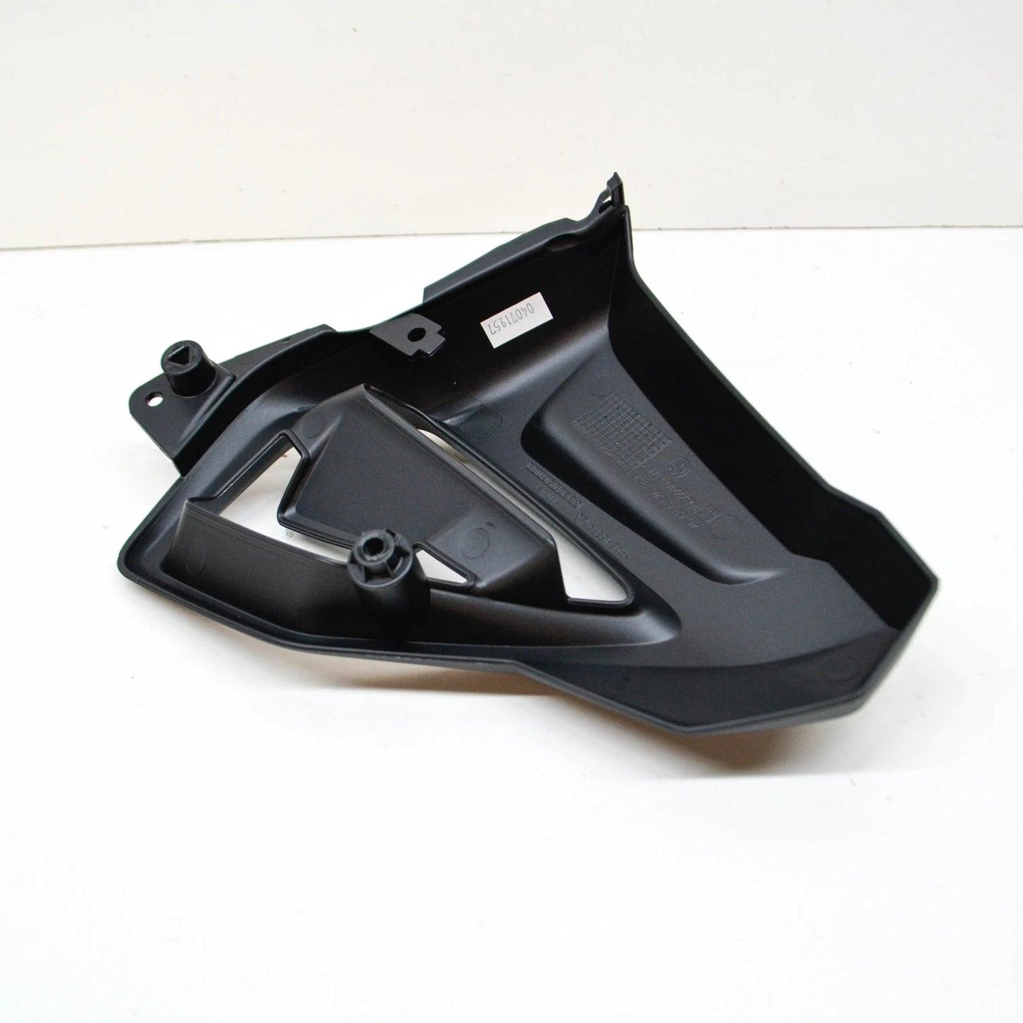 NEW BMW F K7X 800 R 15 LEFT RADIATOR COVER 46638546357 ORIGINAL