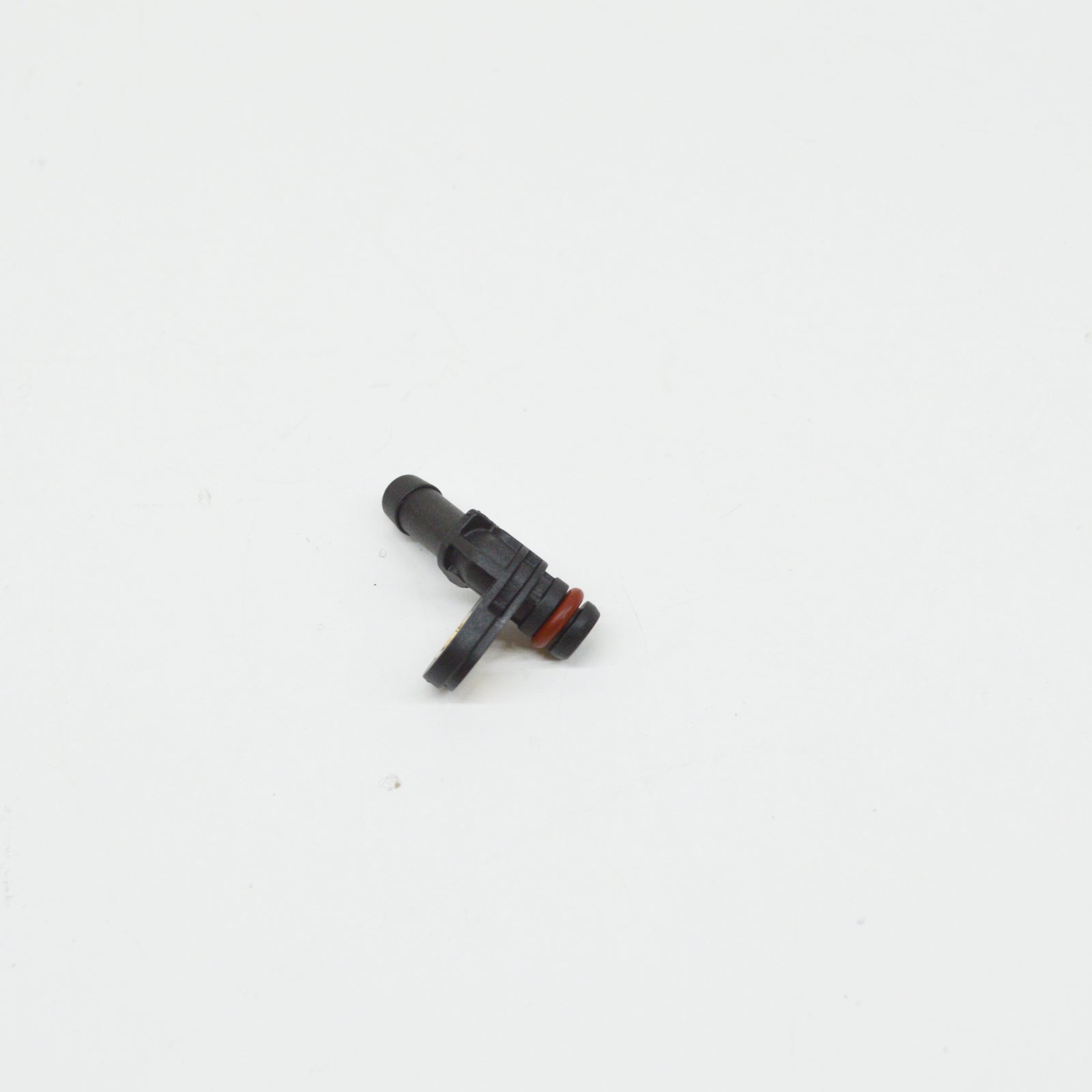 new mercedes-benz ml w166 timing case hose fitting a0099972972 original