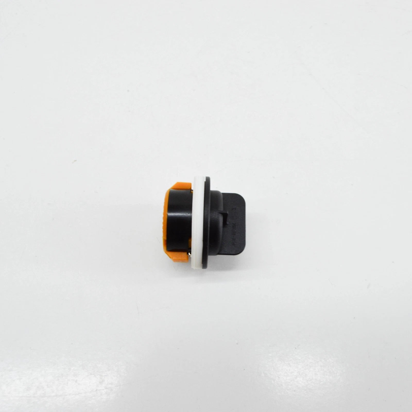 NEW VW CC 35 REAR TAIL LIGHT SOCKET 3C8945331 ORIGINAL