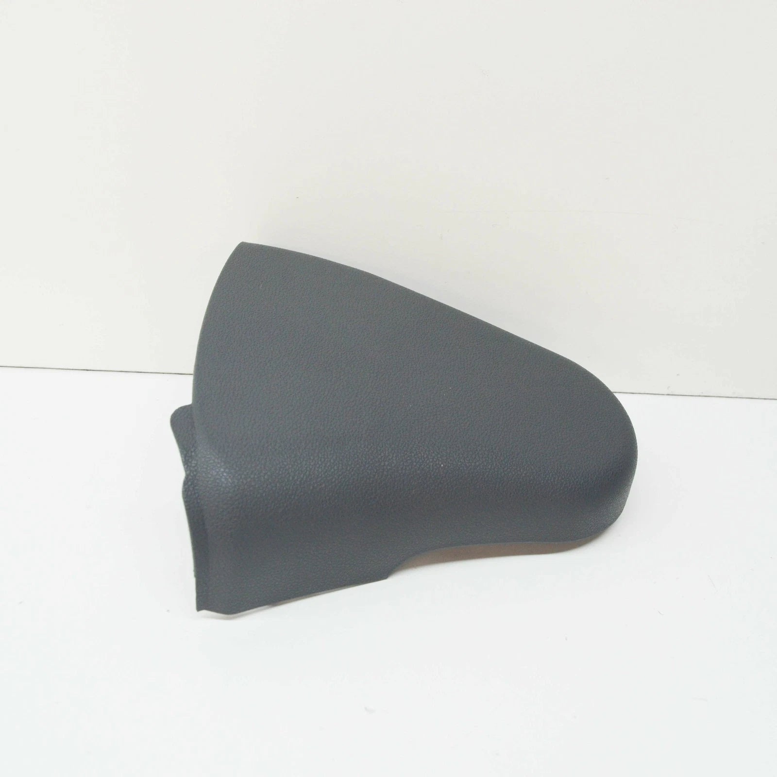 NEW MB C W203 FRONT SEAT OUTSIDE TOP RIGHT COVER A2099182430649B51 ORIGINAL