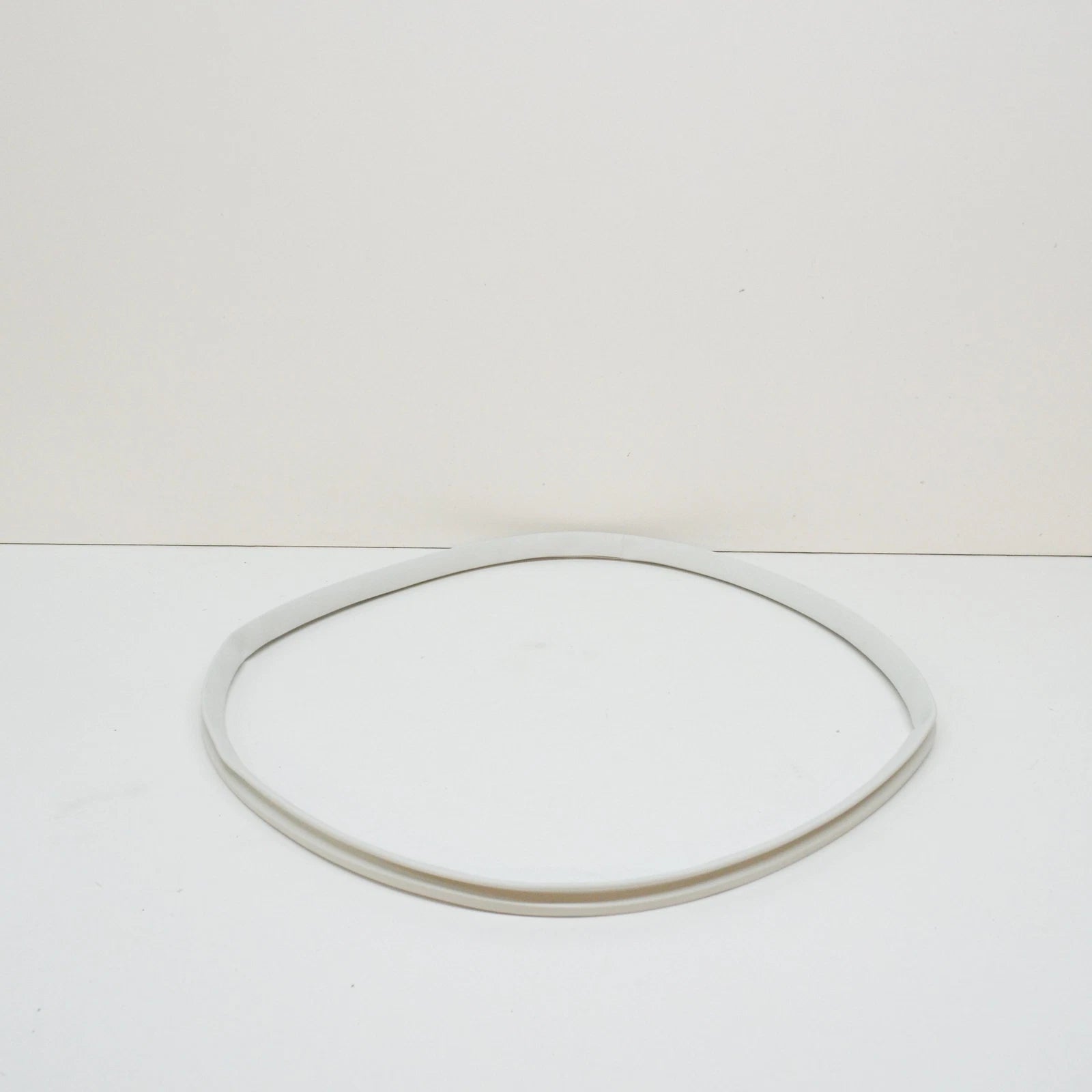 NEW VW TRANSPORTER T5 COOL BOX RUBBER GASKET SEAL 7H7068465A