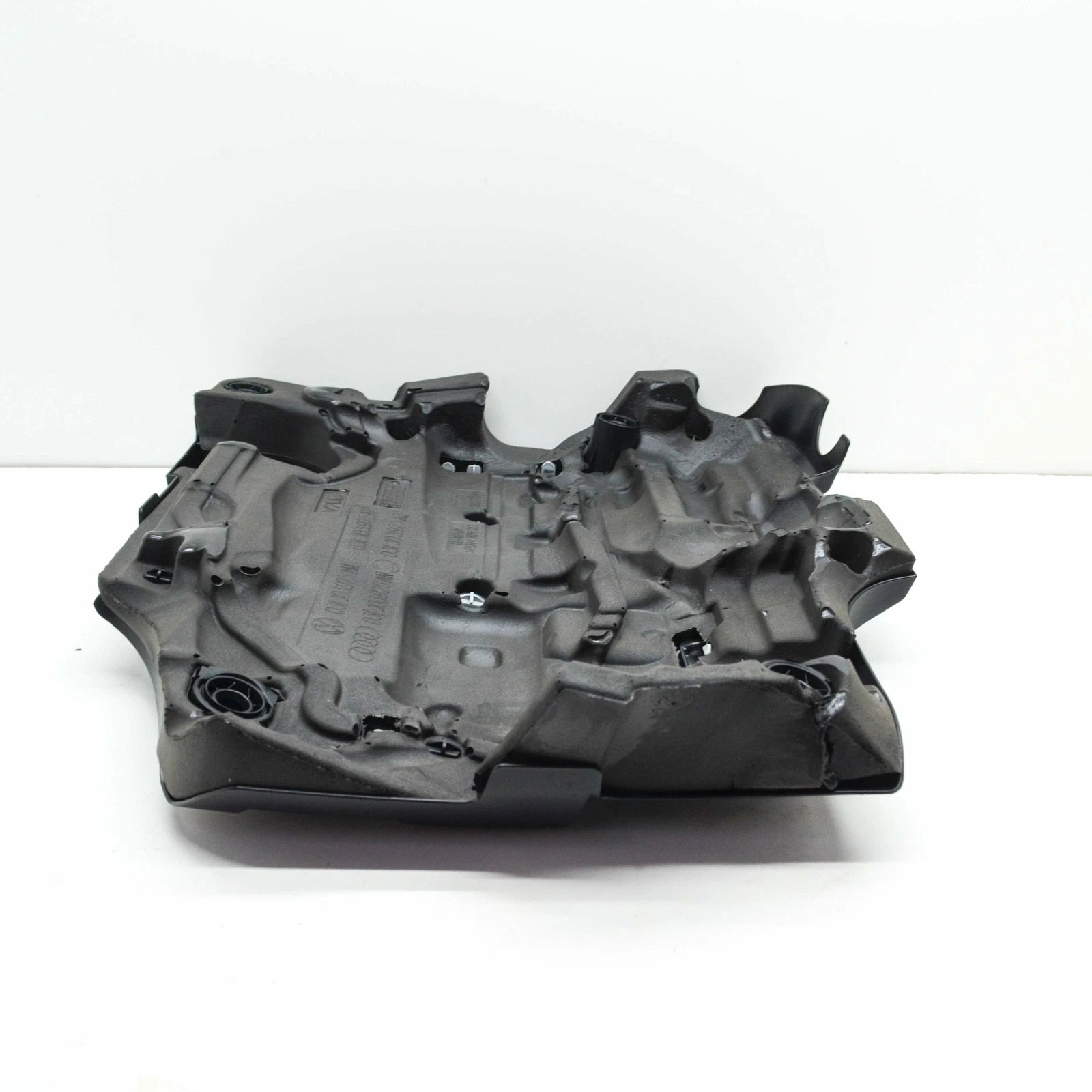 NEW VW BEETLE A5 ENGINE INTAKE MANIFOLD COVER 'VW' 'TDI' 03L103925AM ORIGINAL