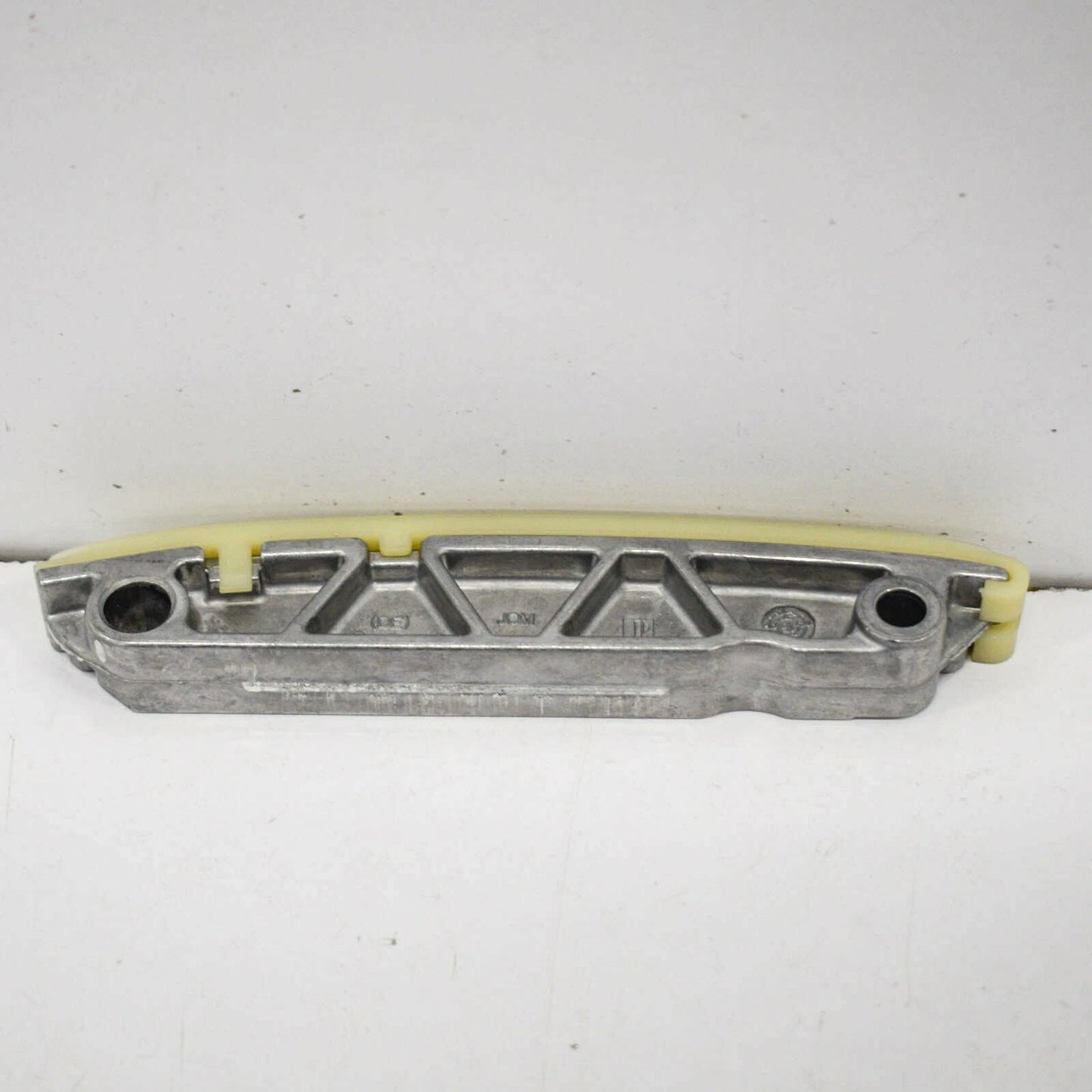 NEW AUDI A4 TIMING CHAIN GUIDE B8 057109469G 2011 ORIGINAL