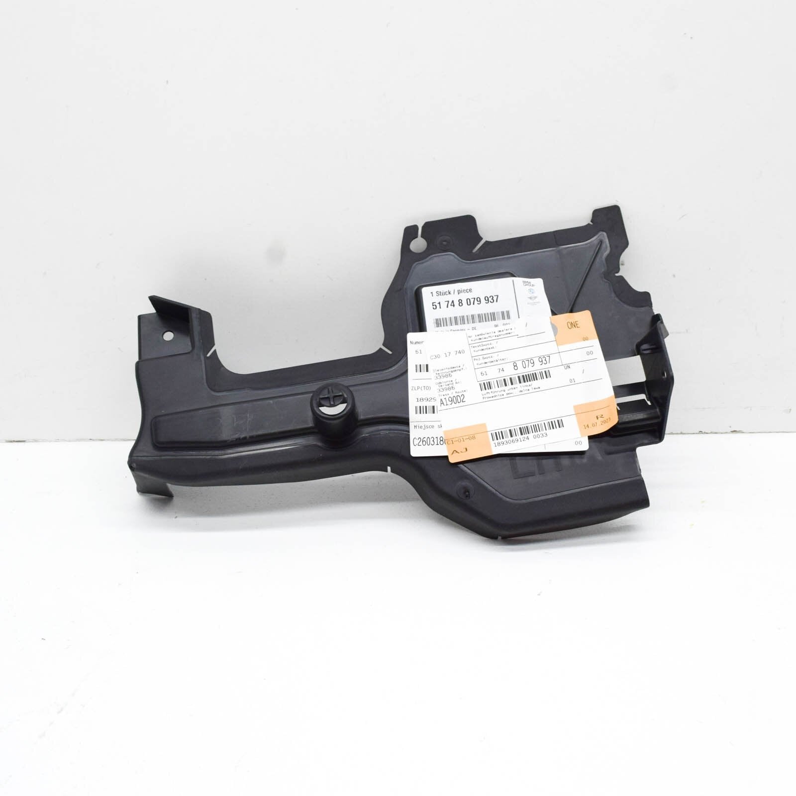 new bmw 8 cabrio m f91 left side radiator air duct 51748079937 original