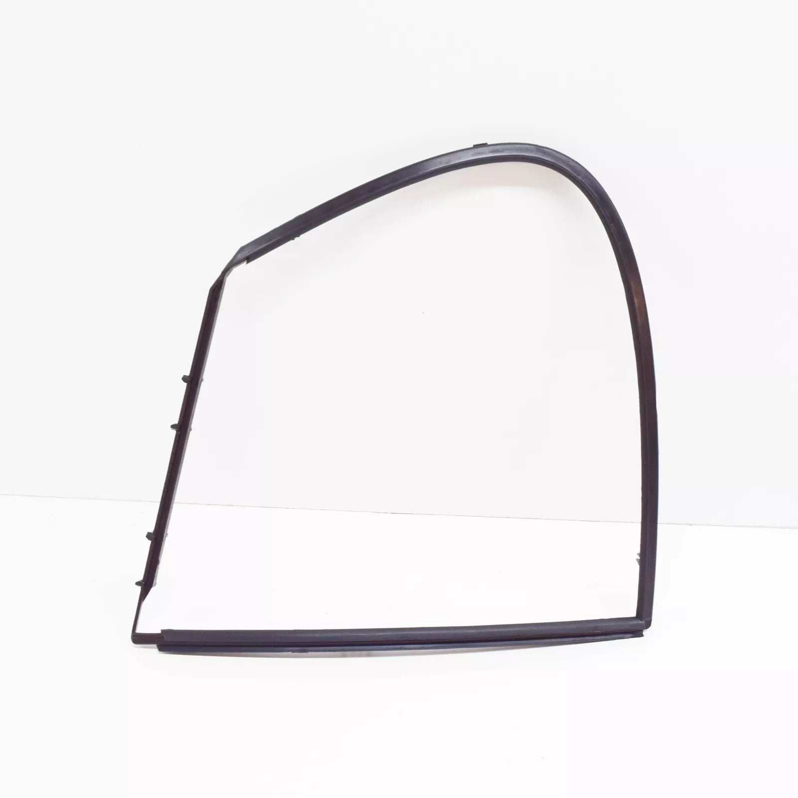 NEW BMW 1 E87 SEAL REAR RIGHT SIDE WINDOW 51357119456 ORIGINAL