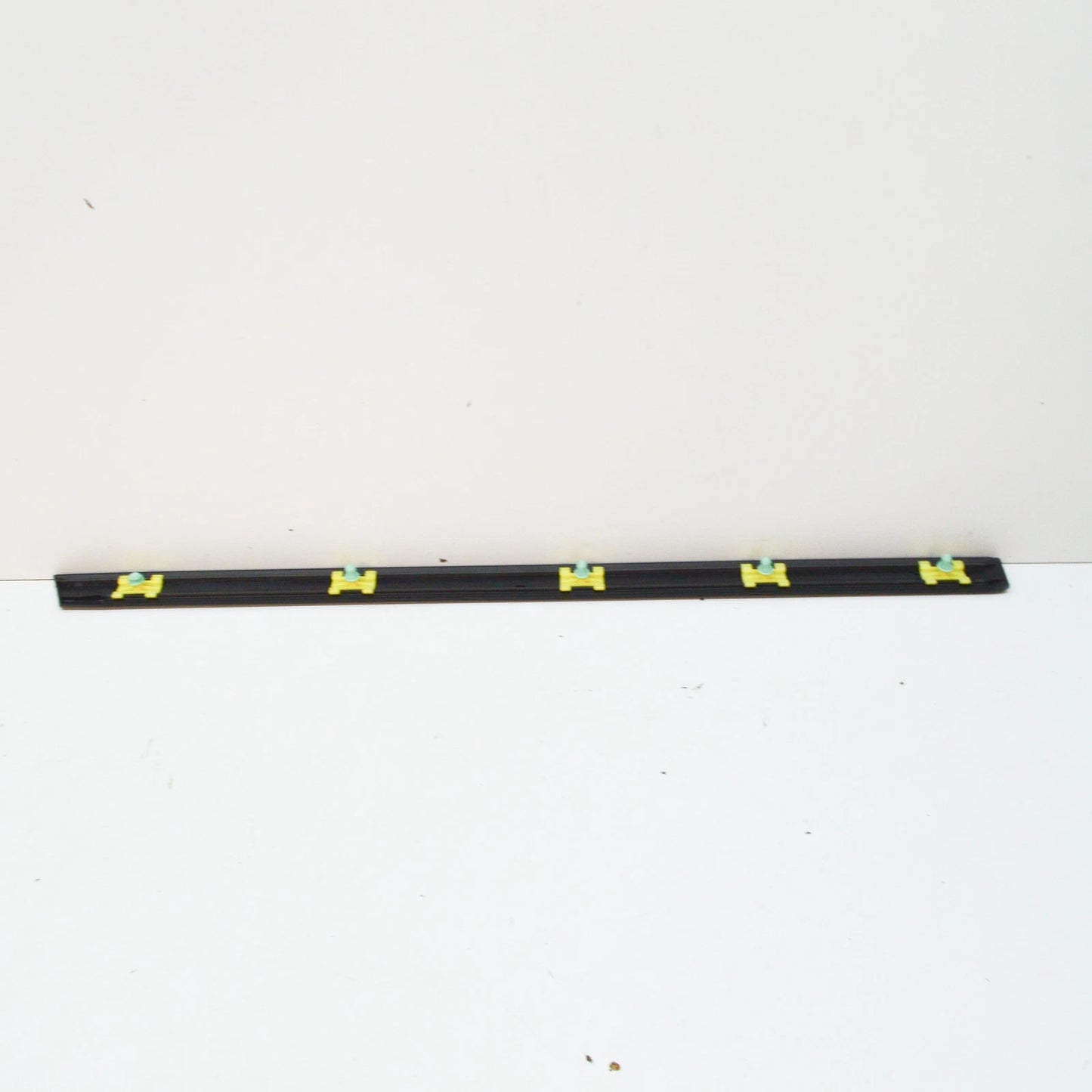 NEW BMW 5 E39 REAR LEFT DOOR MOULDING 51138159297 8159297 ORIGINAL