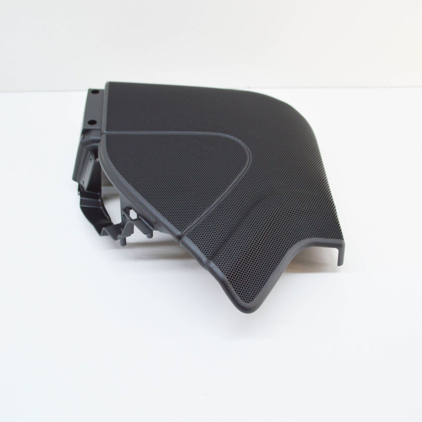 NEW MB C-CLASS W203 FRONT RIGHT DOOR SPEAKER COVER A20372708889051 2005 ORIGINAL