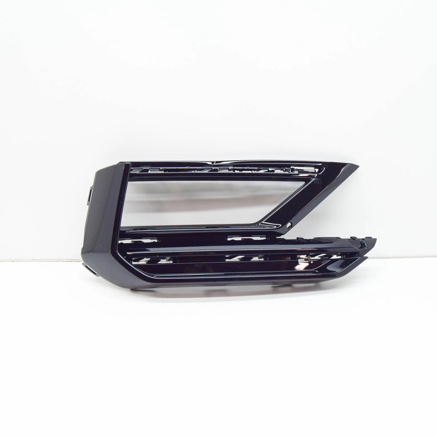 NEW VW TIGUAN AD FRONT RIGHT BUMPER VENT GRILLE 5NA853666E041 ORIGINAL