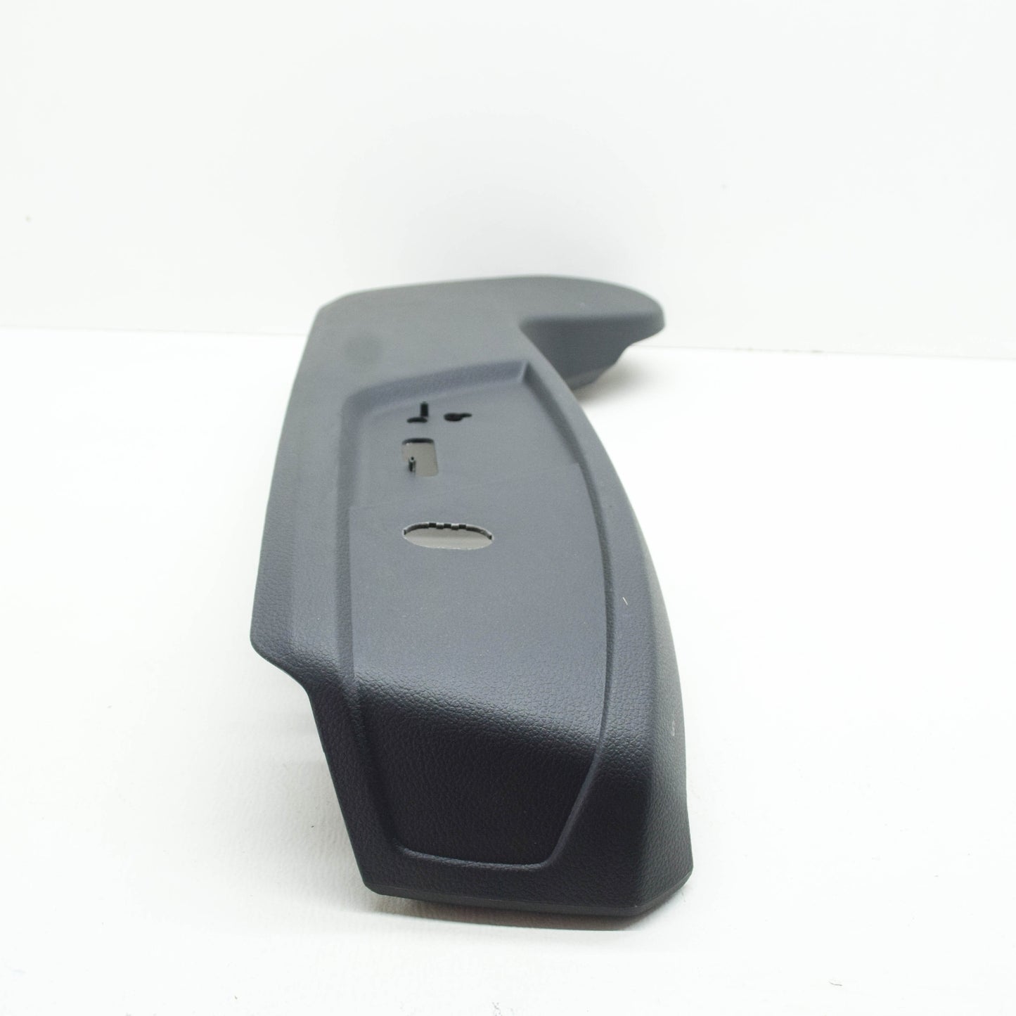 new ford ranger t6 mk3 front right seat cushion valance shield 1750660 original