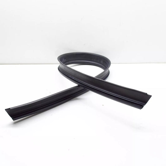 NEW BMW 2 F45 FRONT ENGINE HOOD SEALING 51767300515 7300515 ORIGINAL