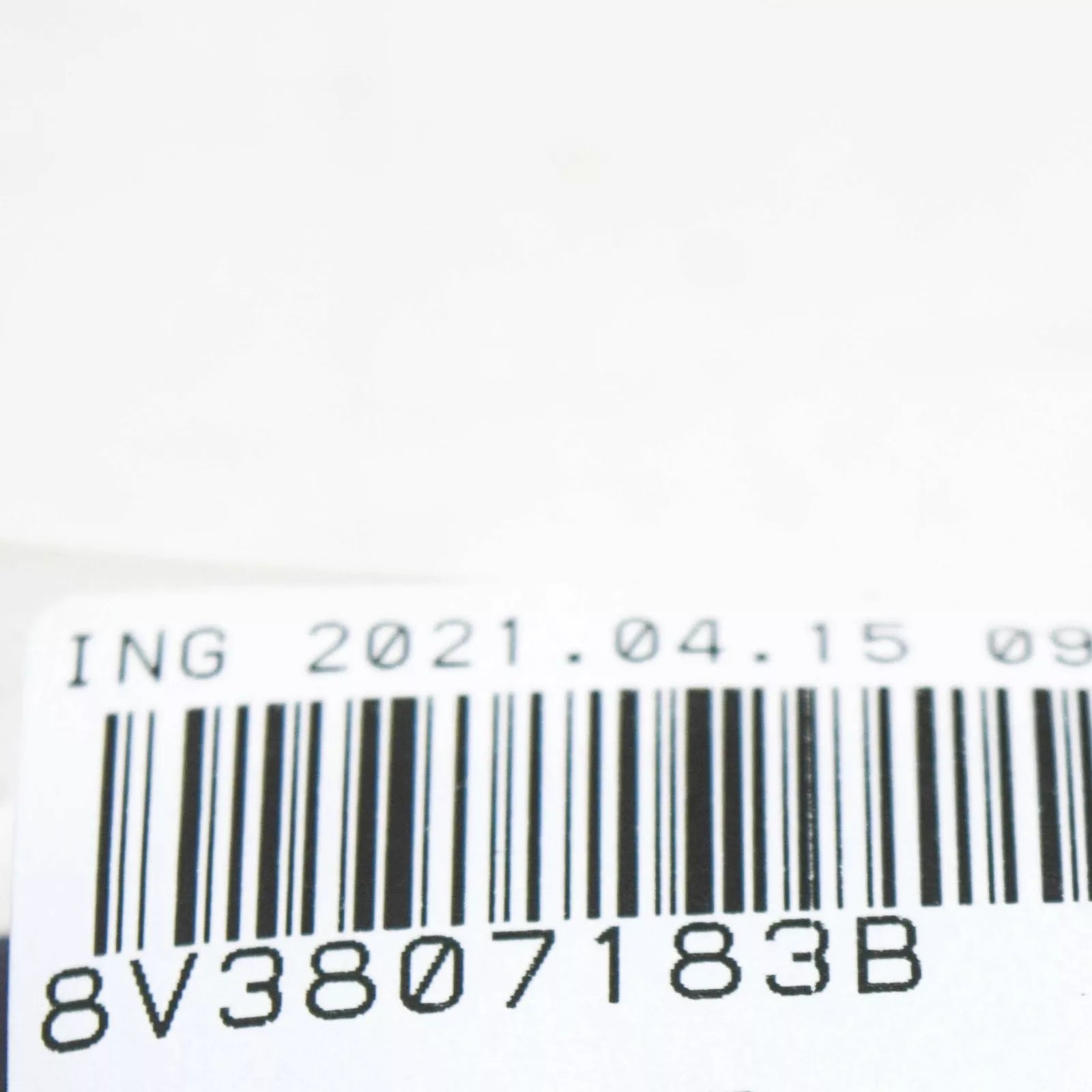 NEW AUDI A3 E-TRON SPORTBACK 8V FRONT LEFT UPPER GRILL SIDE RETAINER 8V3807183B