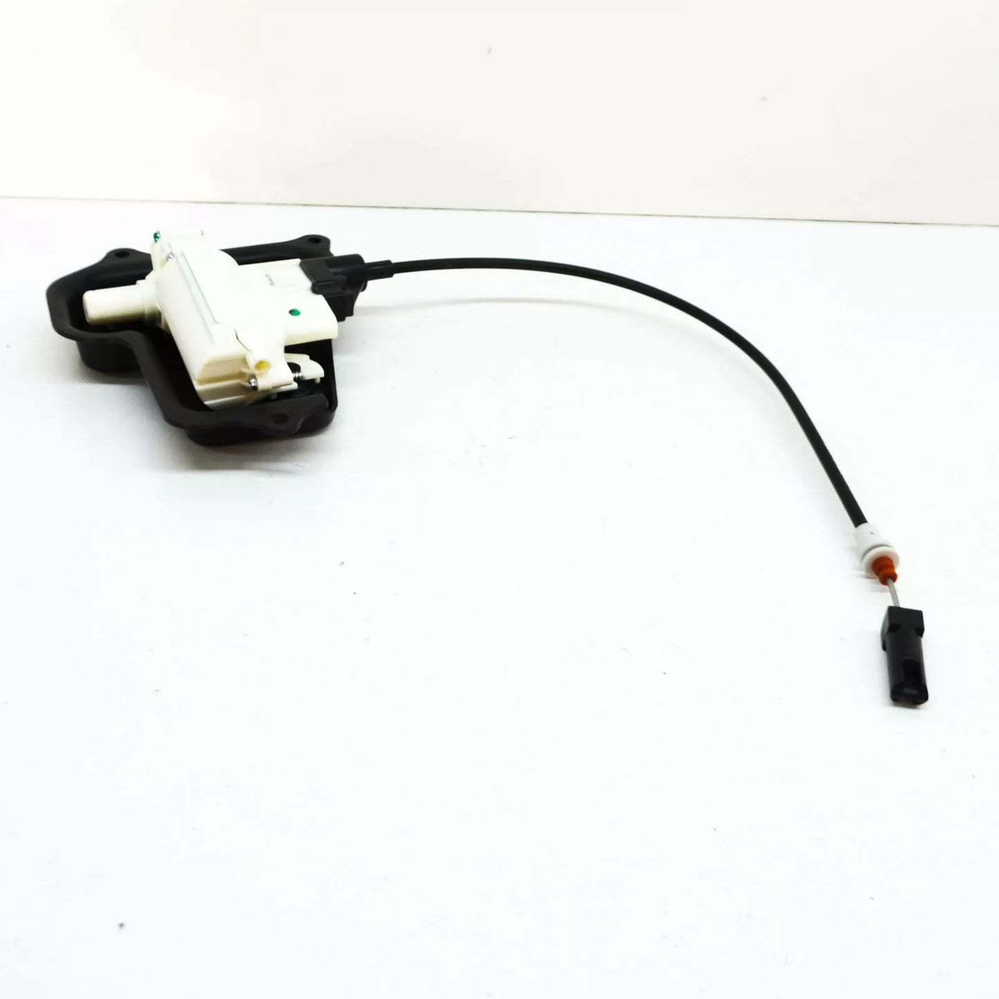 NEW MERCEDES-BENZ GLE W166 REAR LEFT DOOR SOFT CLOSE MOTOR A1667600900