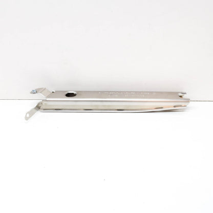 NEW BMW 1 F40 RIGHT LOWER RADIATOR SUPPORT AIR DUCT BRACKET 51747462144 ORIGINAL