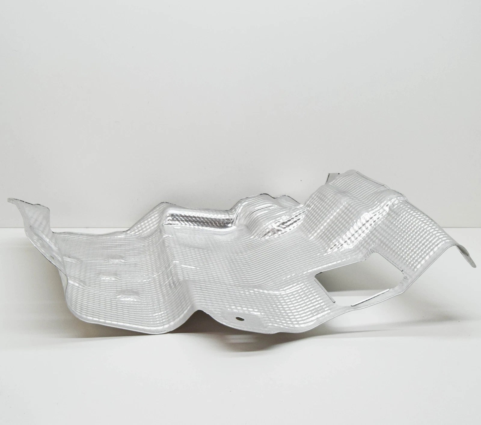 NEW AUDI A8 4N D5 REAR SILENCER RIGHT HEAT SHIELD 4N0825712F ORIGINAL