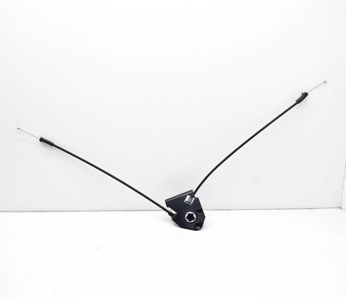 NEW AUDI A3 LIMOUSINE 8Y FRONT BONNET LOCK RELEASE CABLE 8Y0823529 ORIGINAL