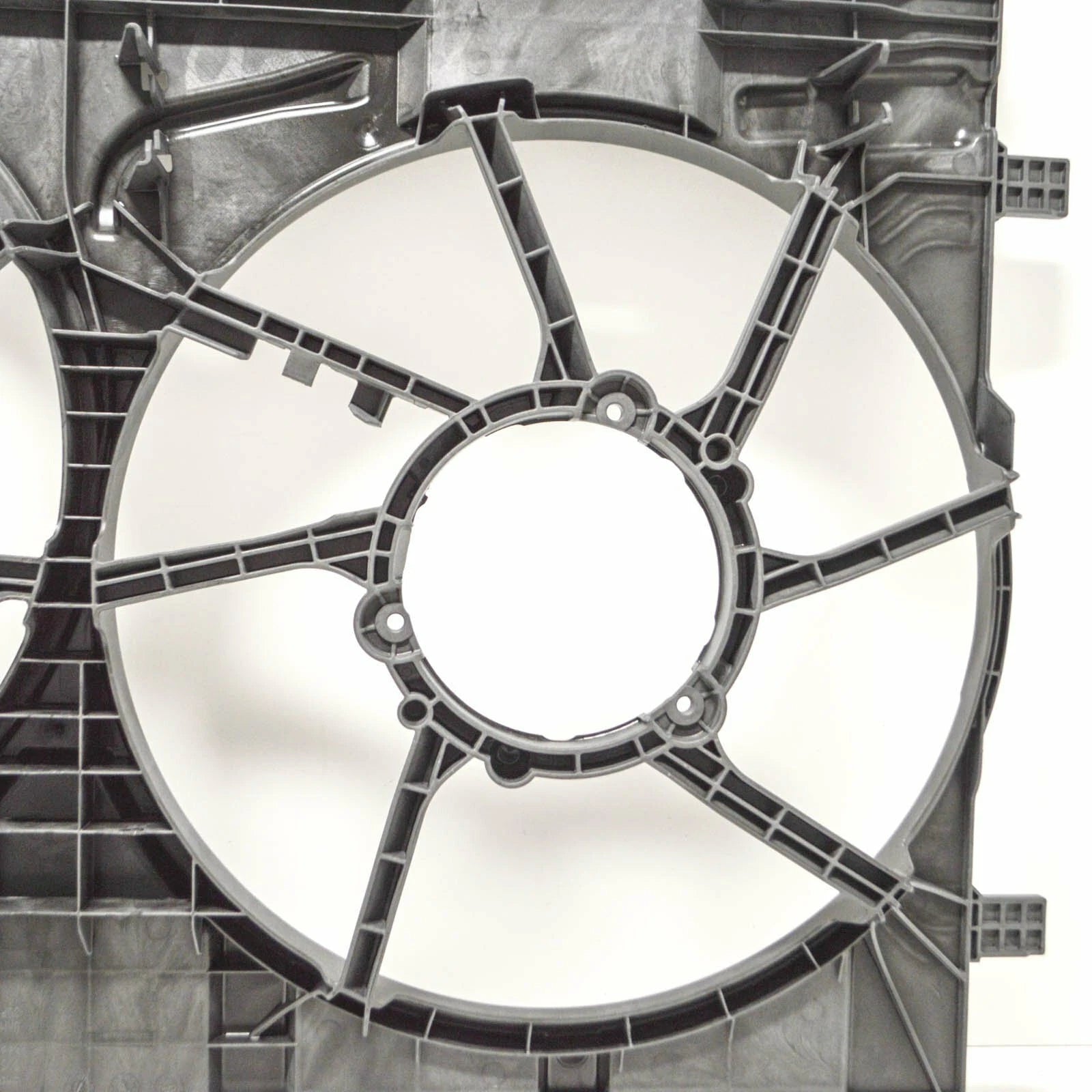 NEW VOLKSWAGEN ATLAS ENGINE COOLING FAN SHROUD 3QF121207