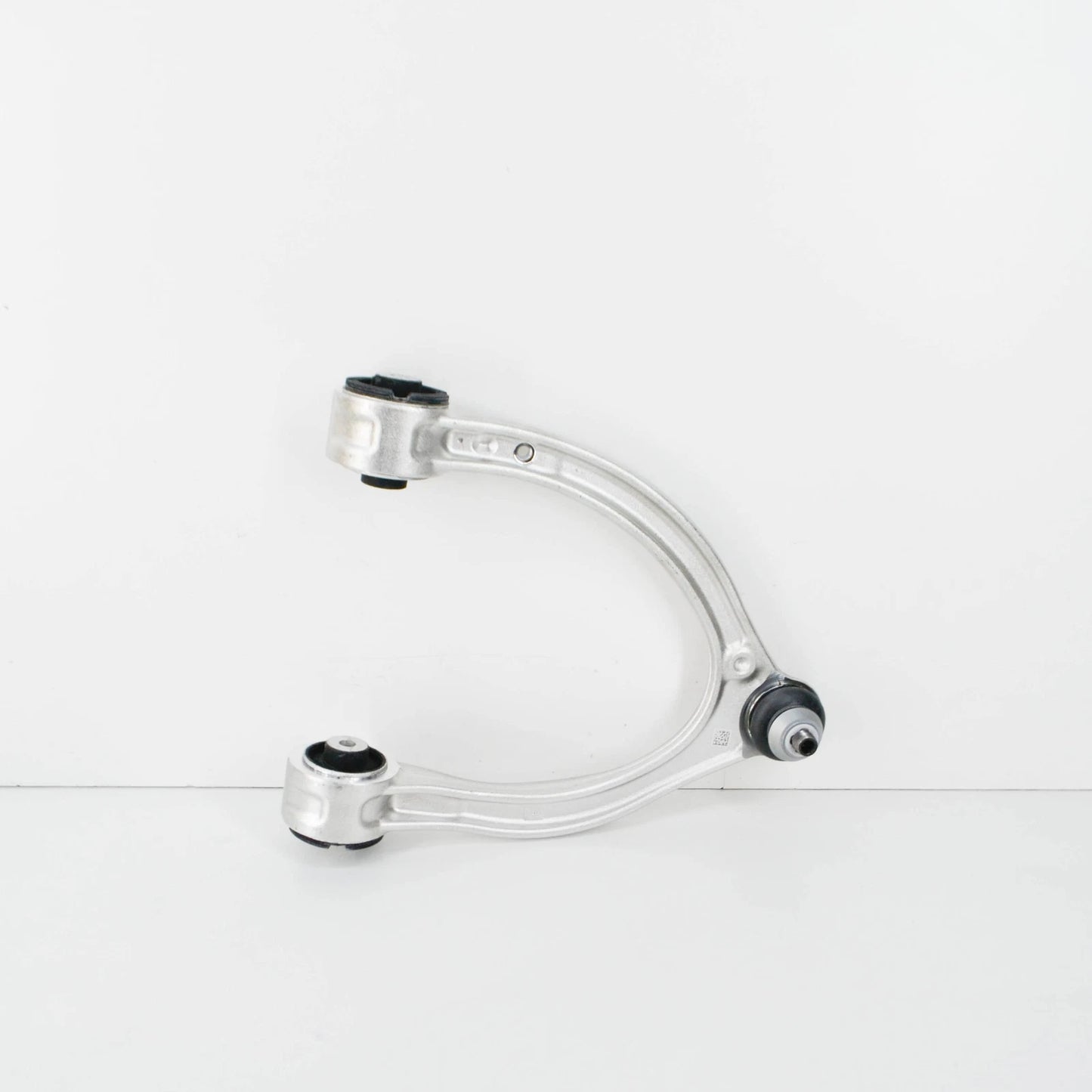 NEW MERCEDES-BENZ C-CLASS W205 FRONT LEFT UPPER CONTROL ARM A2053305501