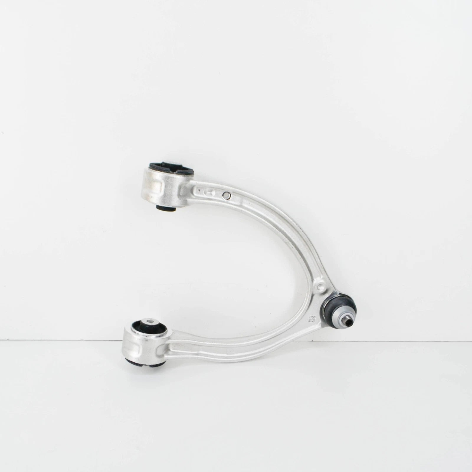 NEW MERCEDES-BENZ C-CLASS W205 FRONT LEFT UPPER CONTROL ARM A2053305501