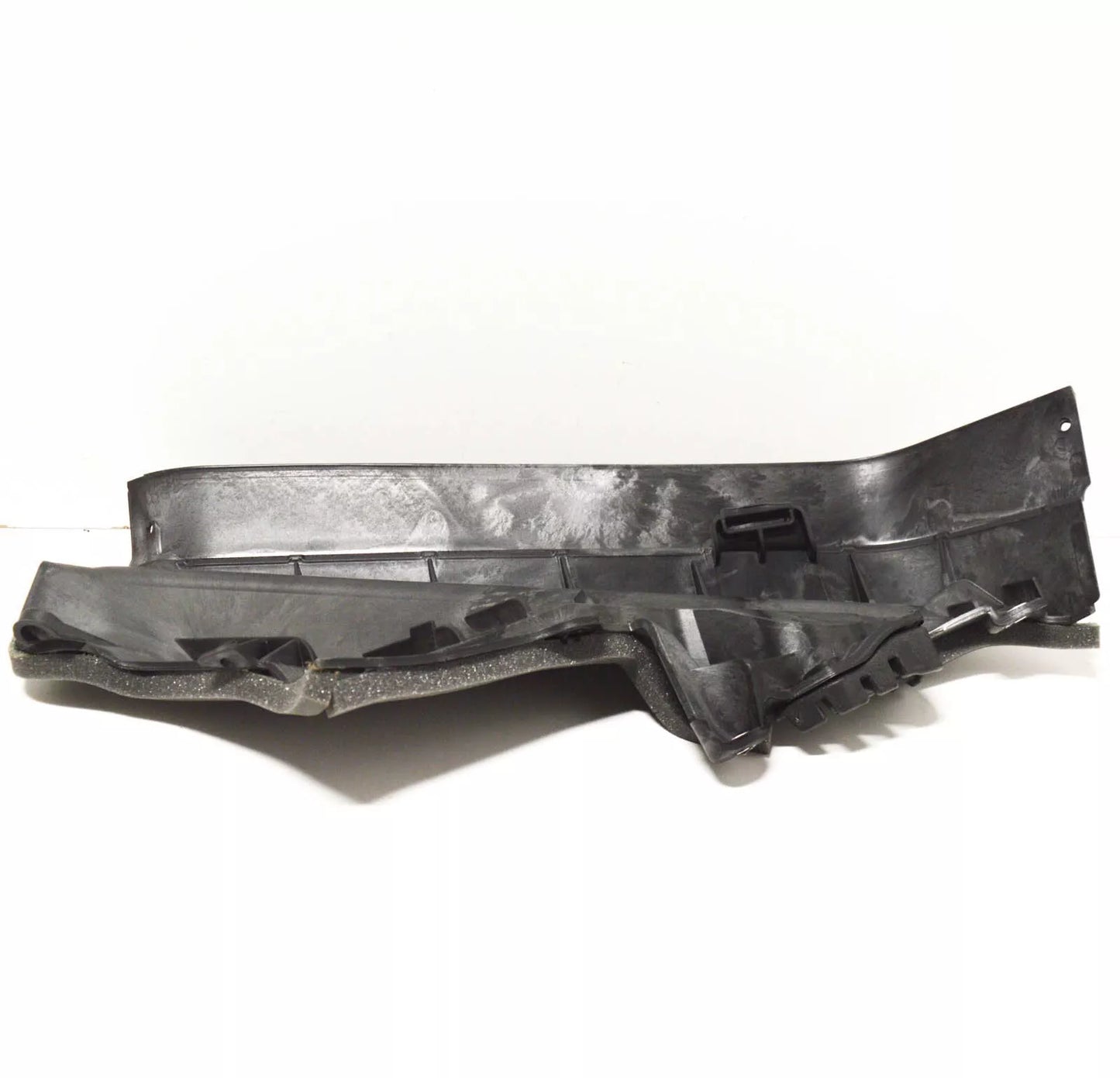 NEW BMW X6 E71 ENGINE UPPER RIGHT COMPARTMENT PARTITION 51717169420 ORIGINAL