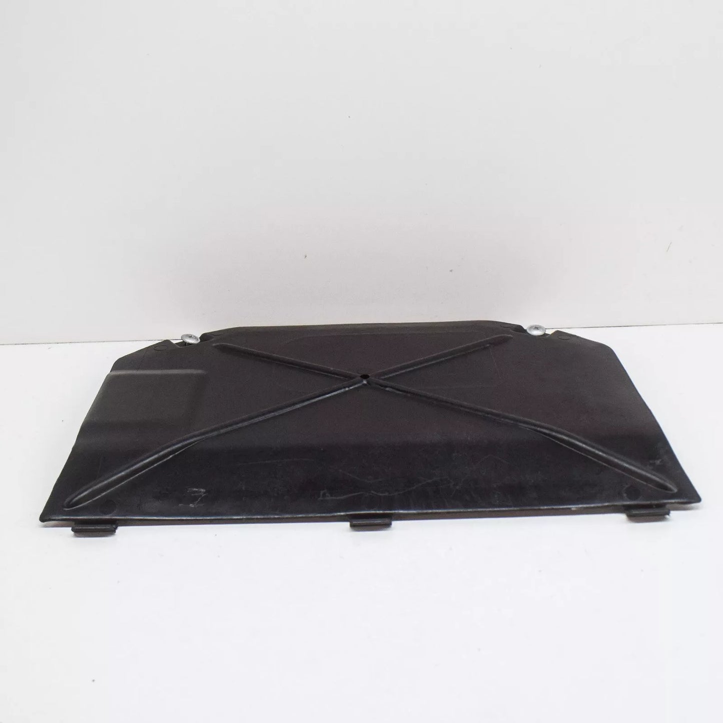 NEW BMW 7 E38 CENTRAL ENGINE SPLASH SHIELD 51718163833 8163833 ORIGINAL