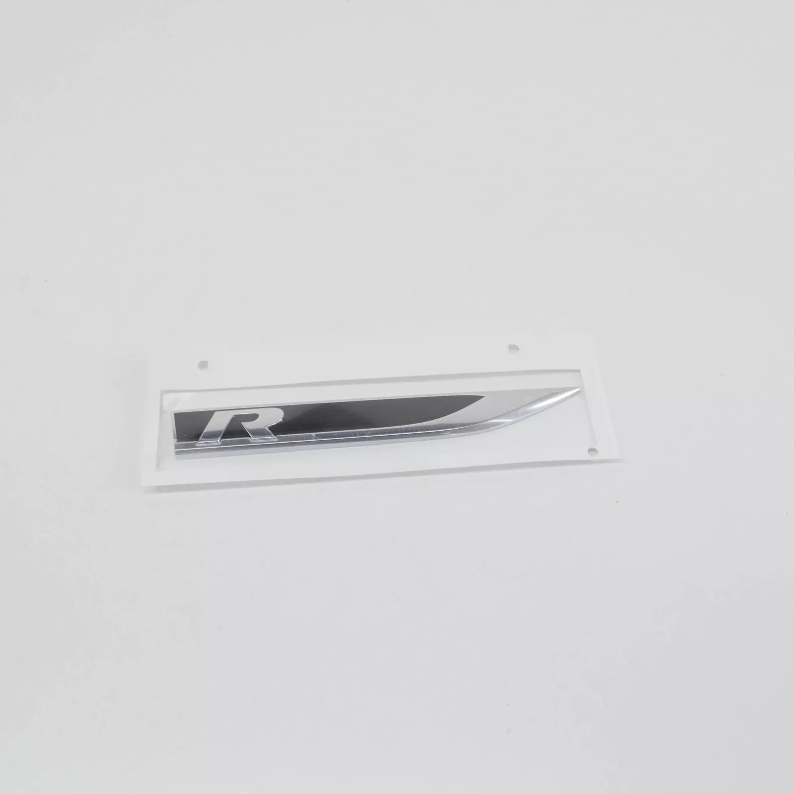 NEW VOLKSWAGEN GOLF 5G MK7 RIGHT WING MANUFACTURER BADGE 5G0853688BGFOD ORIGINAL