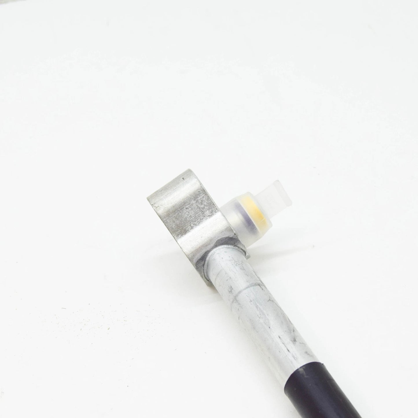 NEW AUDI A4 B7 A/C REFRIGERANT HOSE 8E0260701BS ORIGINAL