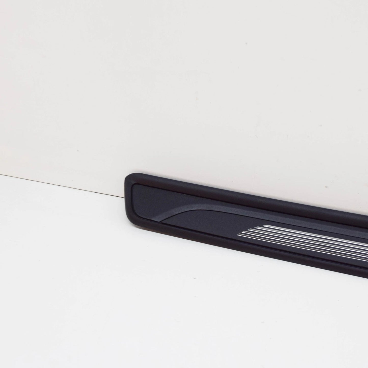 NEW BMW 1 E82 FRONT LEFT DOOR M SPORT SILL STRIP 51478045291 2010 ORIGINAL