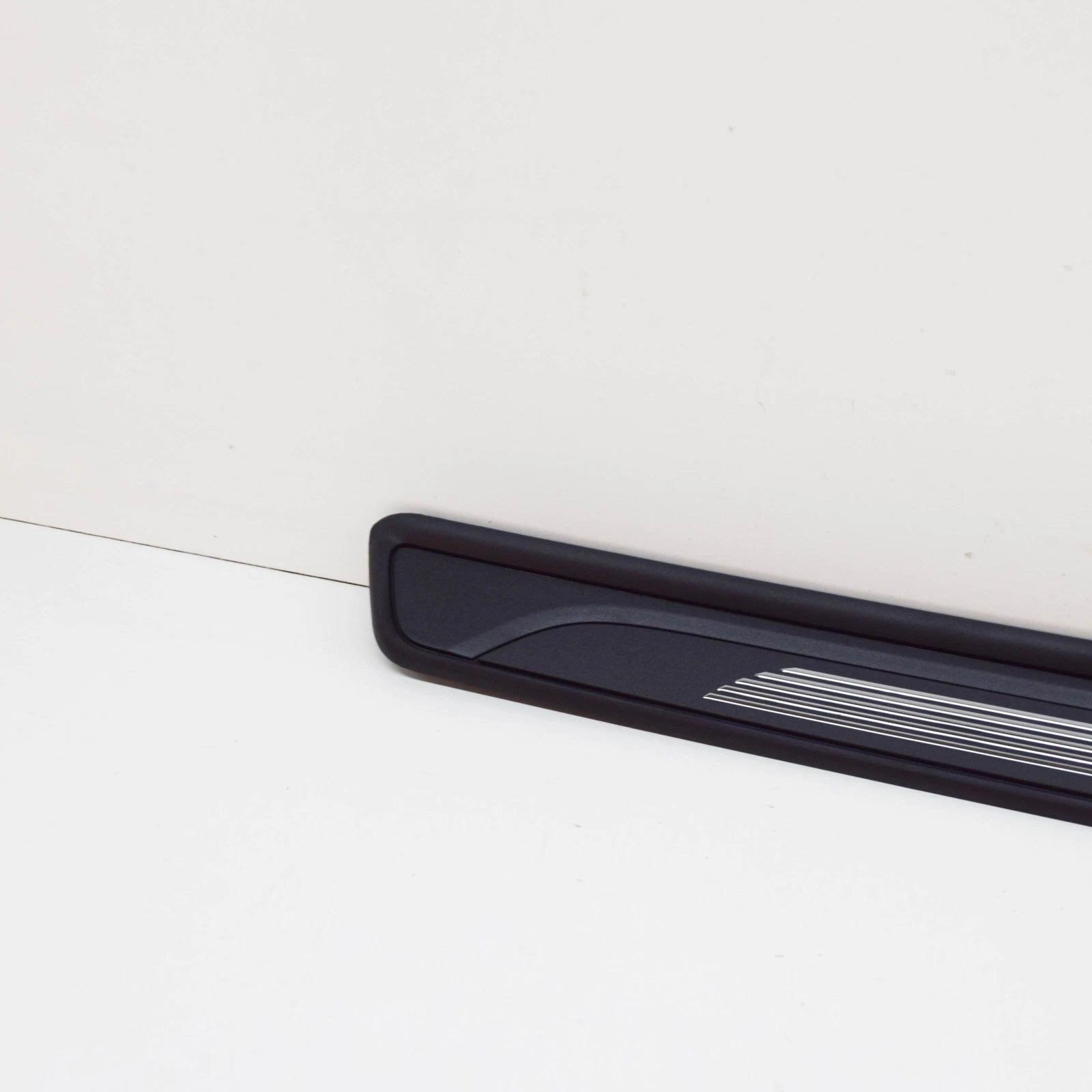 NEW BMW 1 E82 FRONT LEFT DOOR M SPORT SILL STRIP 51478045291 2010 ORIGINAL